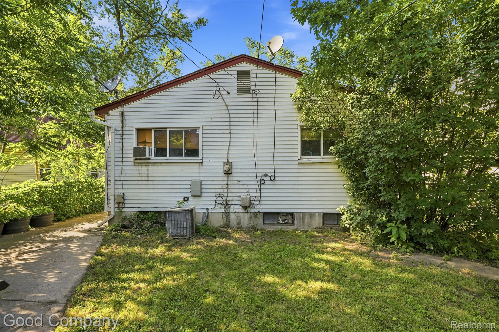 321 Manatee Avenue Property Photo 20