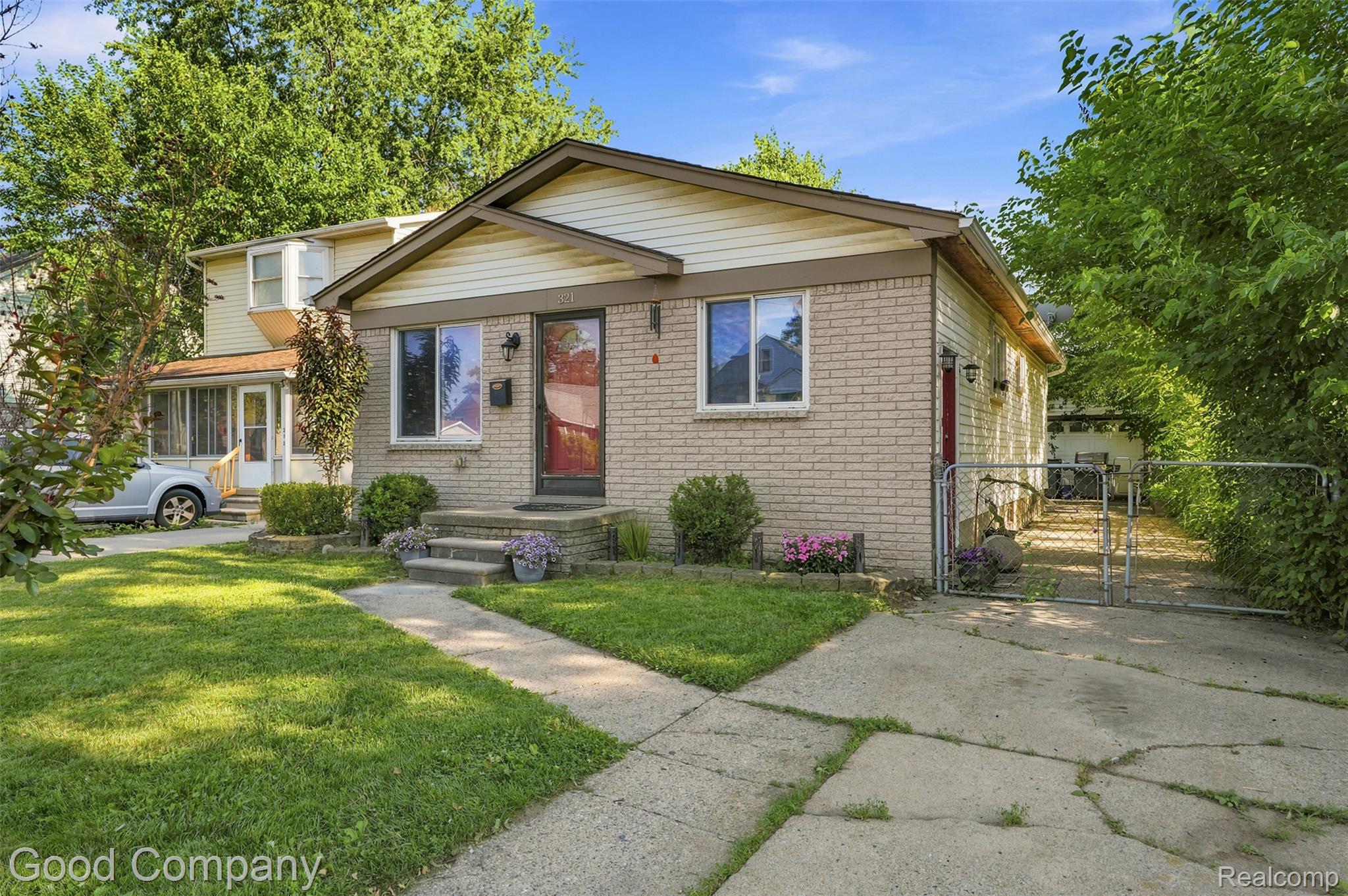 321 Manatee Avenue Property Photo 21