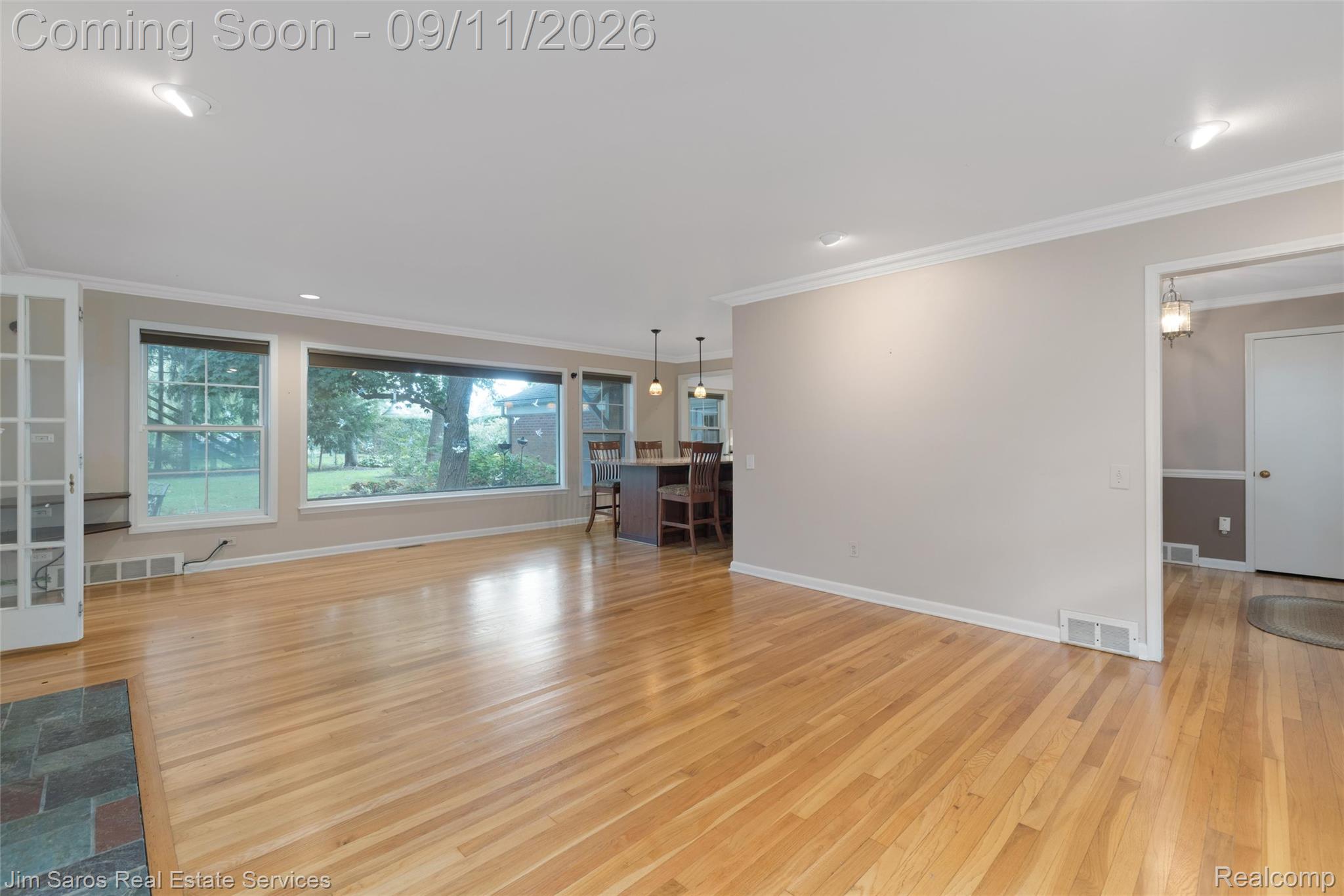 1445 Devonshire Road Property Photo 5