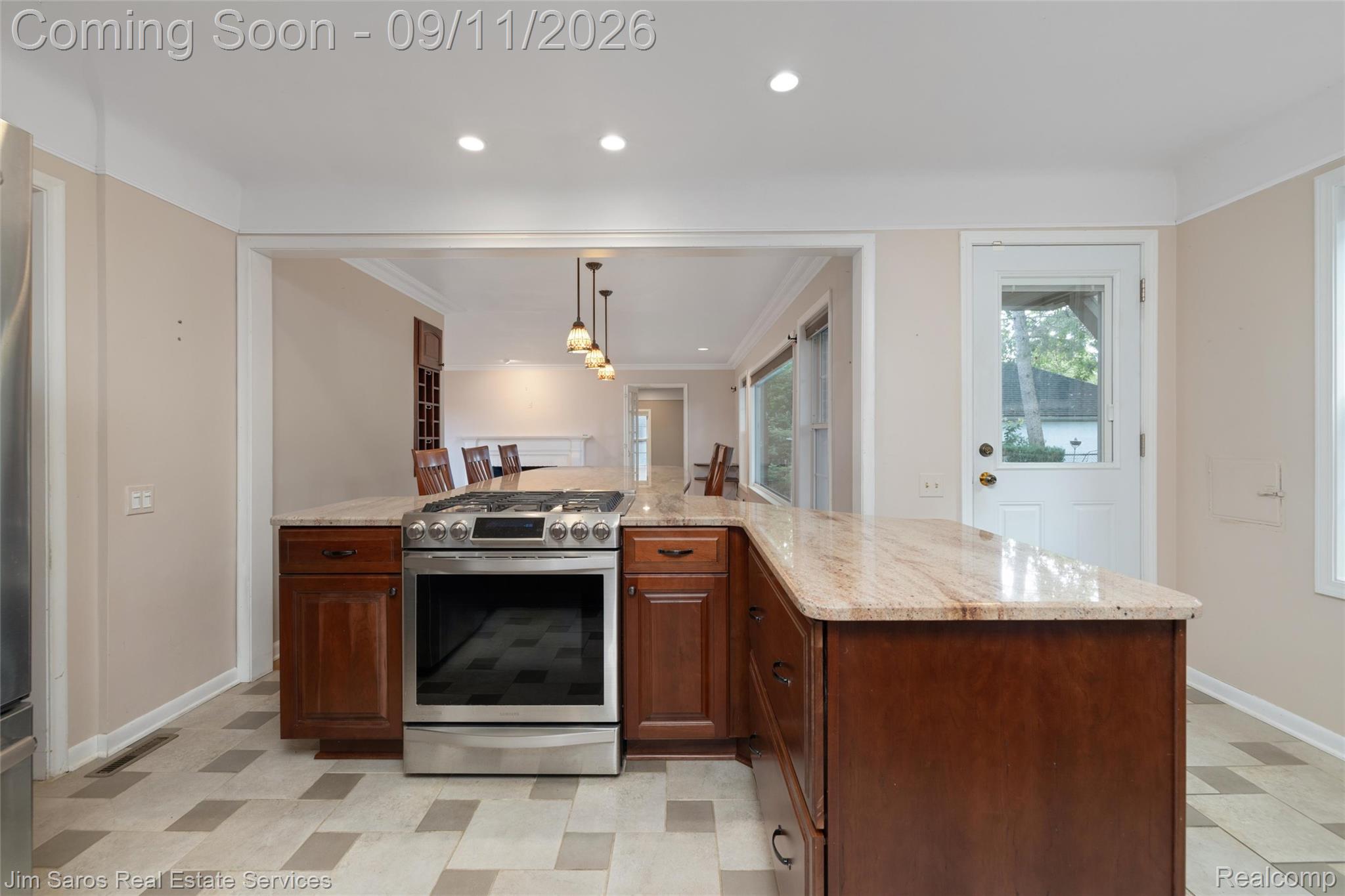 1445 Devonshire Road Property Photo 8