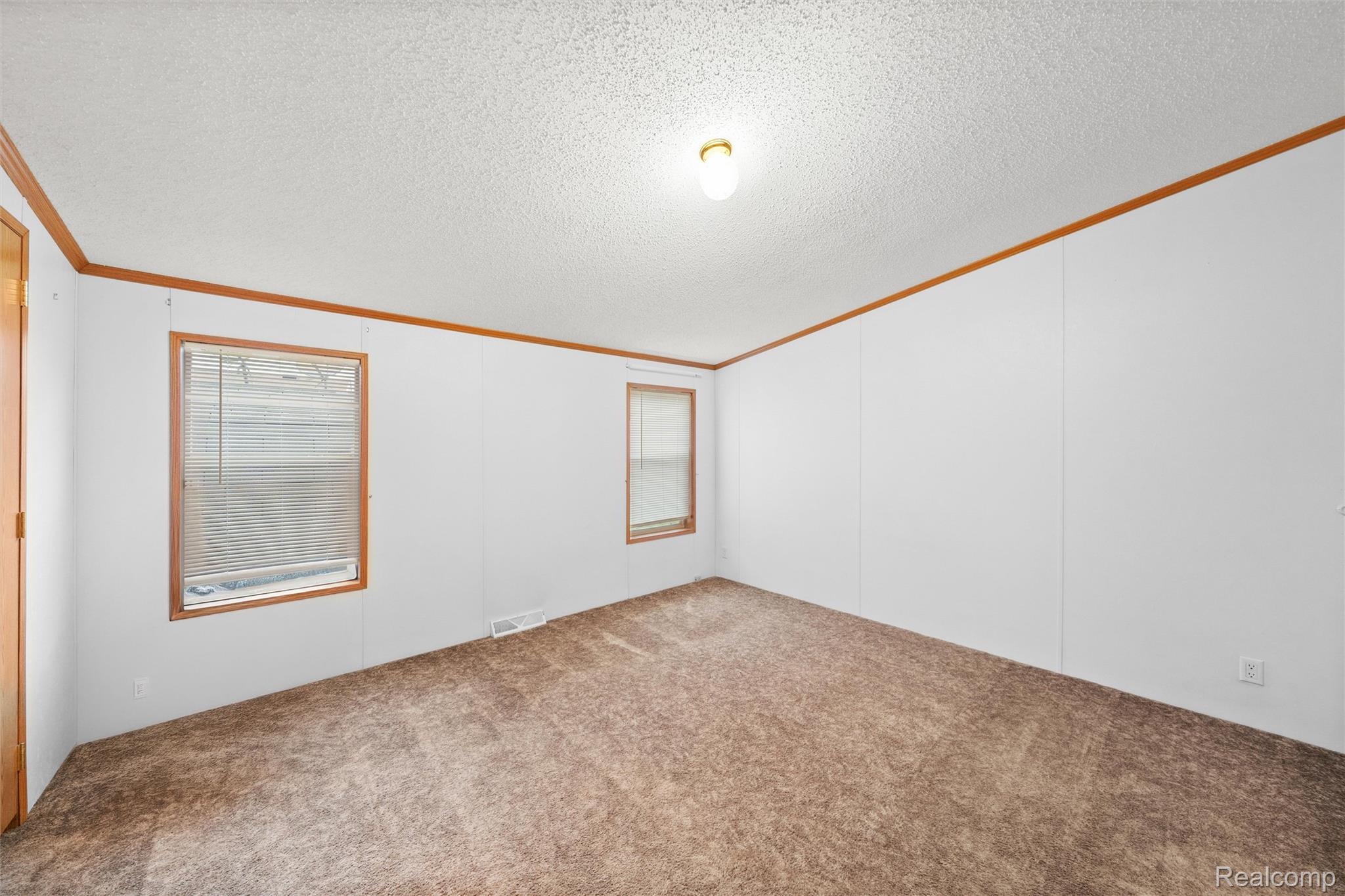 885 Tanner Landing Property Photo 24