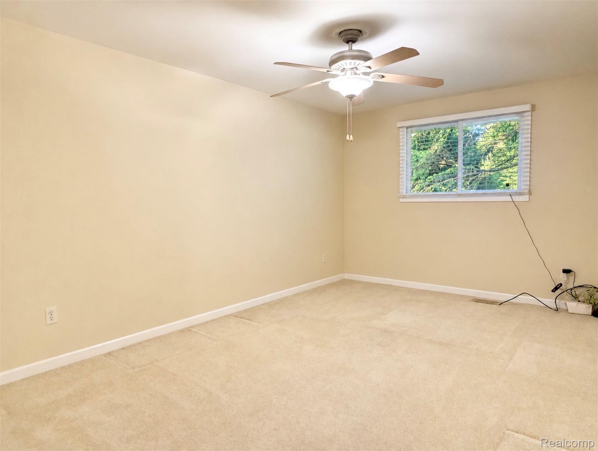 5150 Glengate Road Property Photo 23