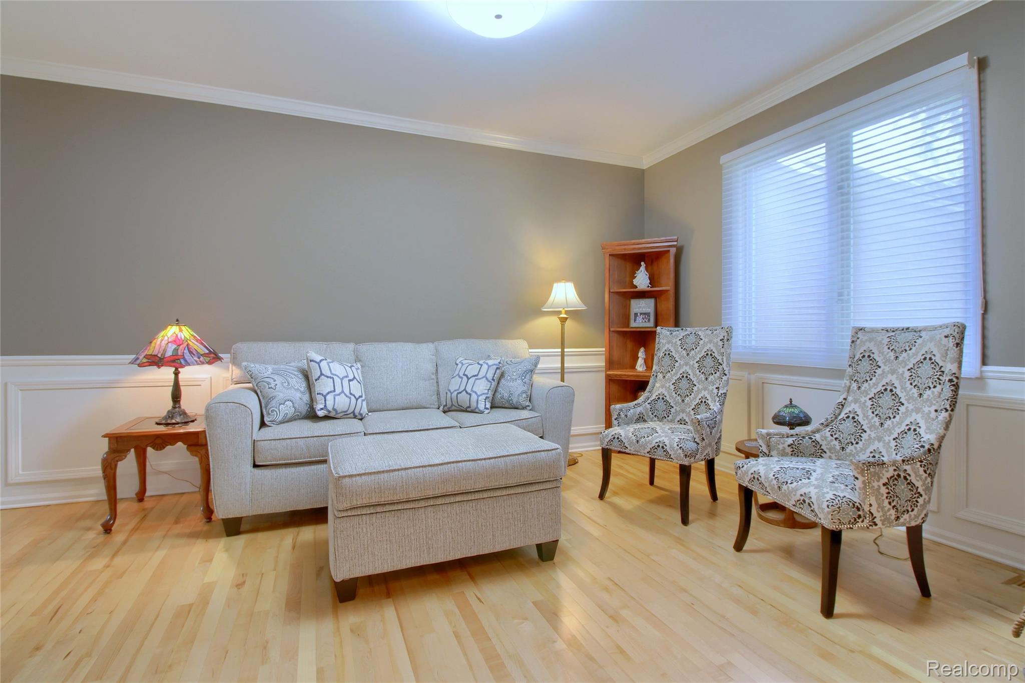 151 Wendover Court Property Photo 7