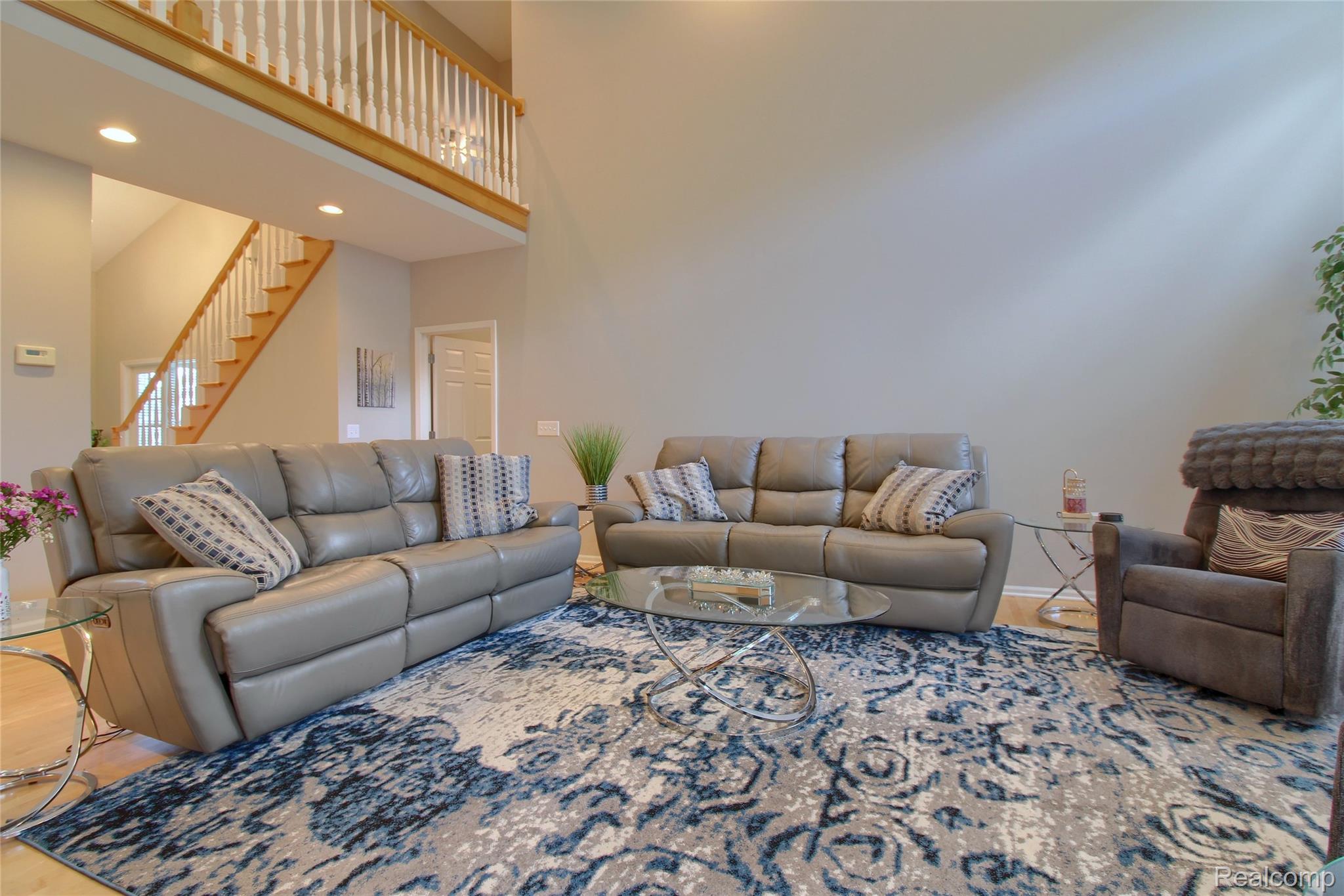 151 Wendover Court Property Photo 10