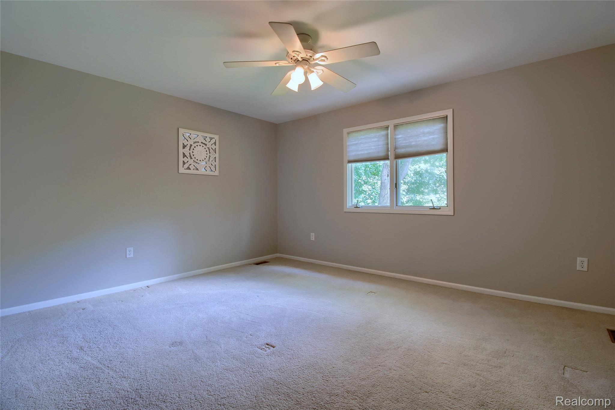 151 Wendover Court Property Photo 27