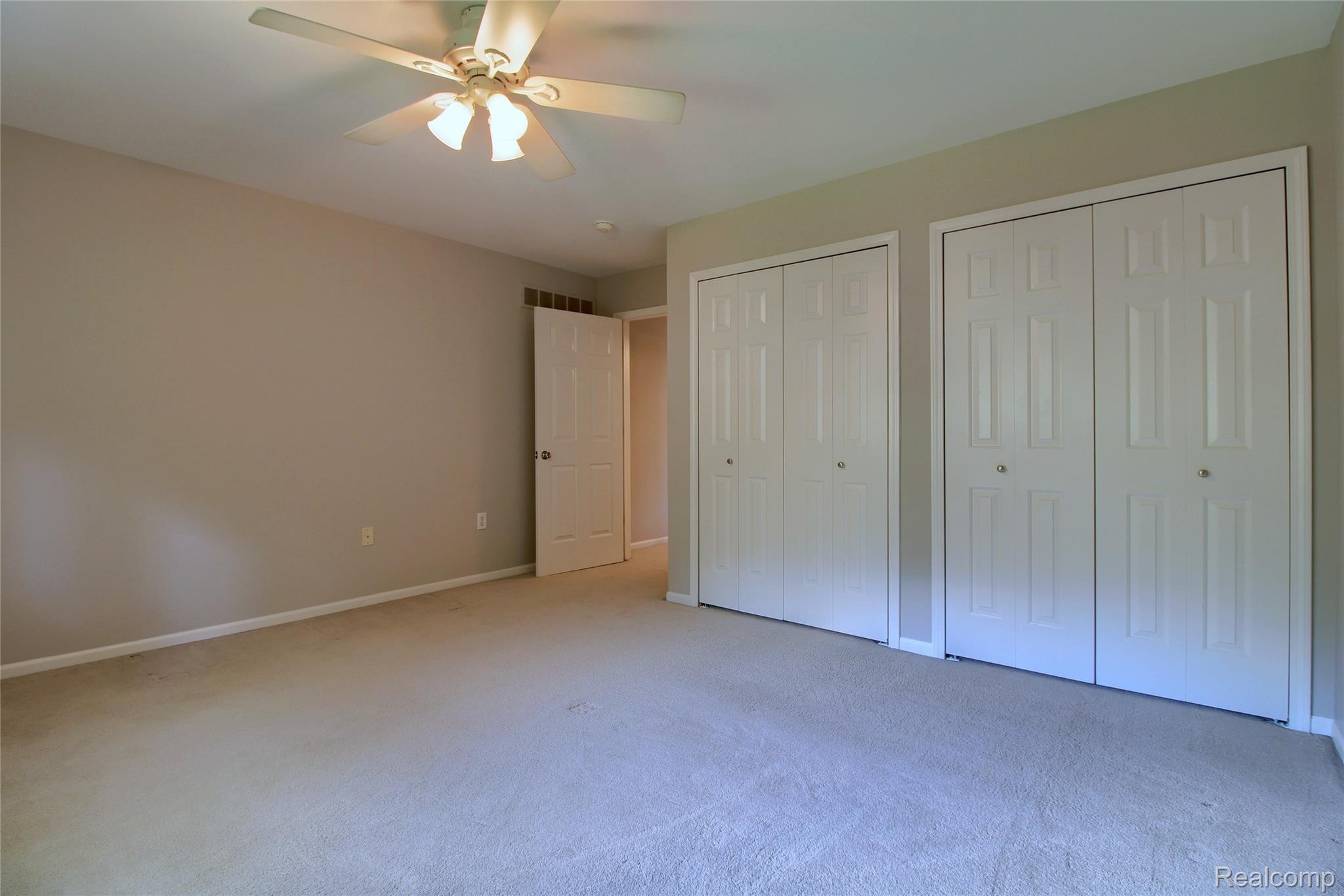 151 Wendover Court Property Photo 28