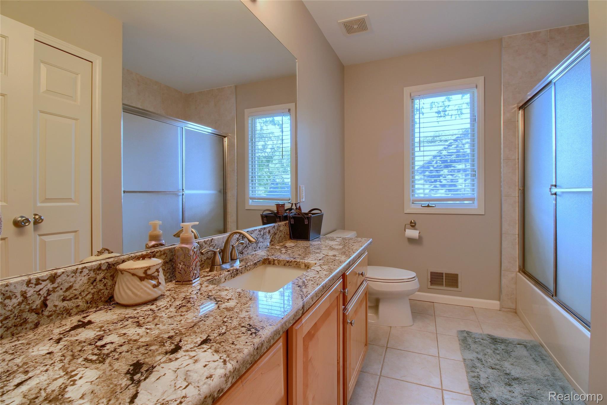 151 Wendover Court Property Photo 29