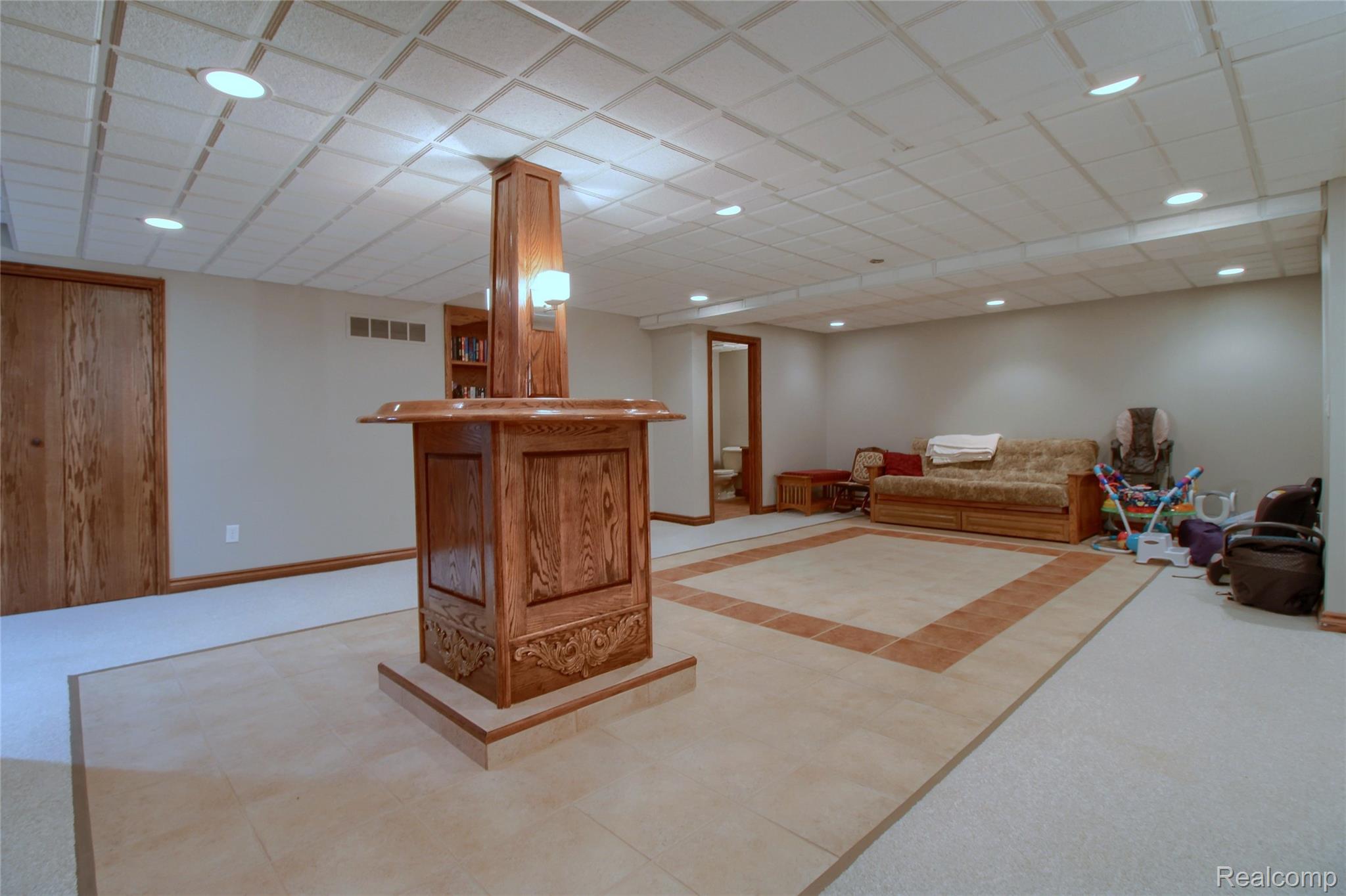151 Wendover Court Property Photo 31