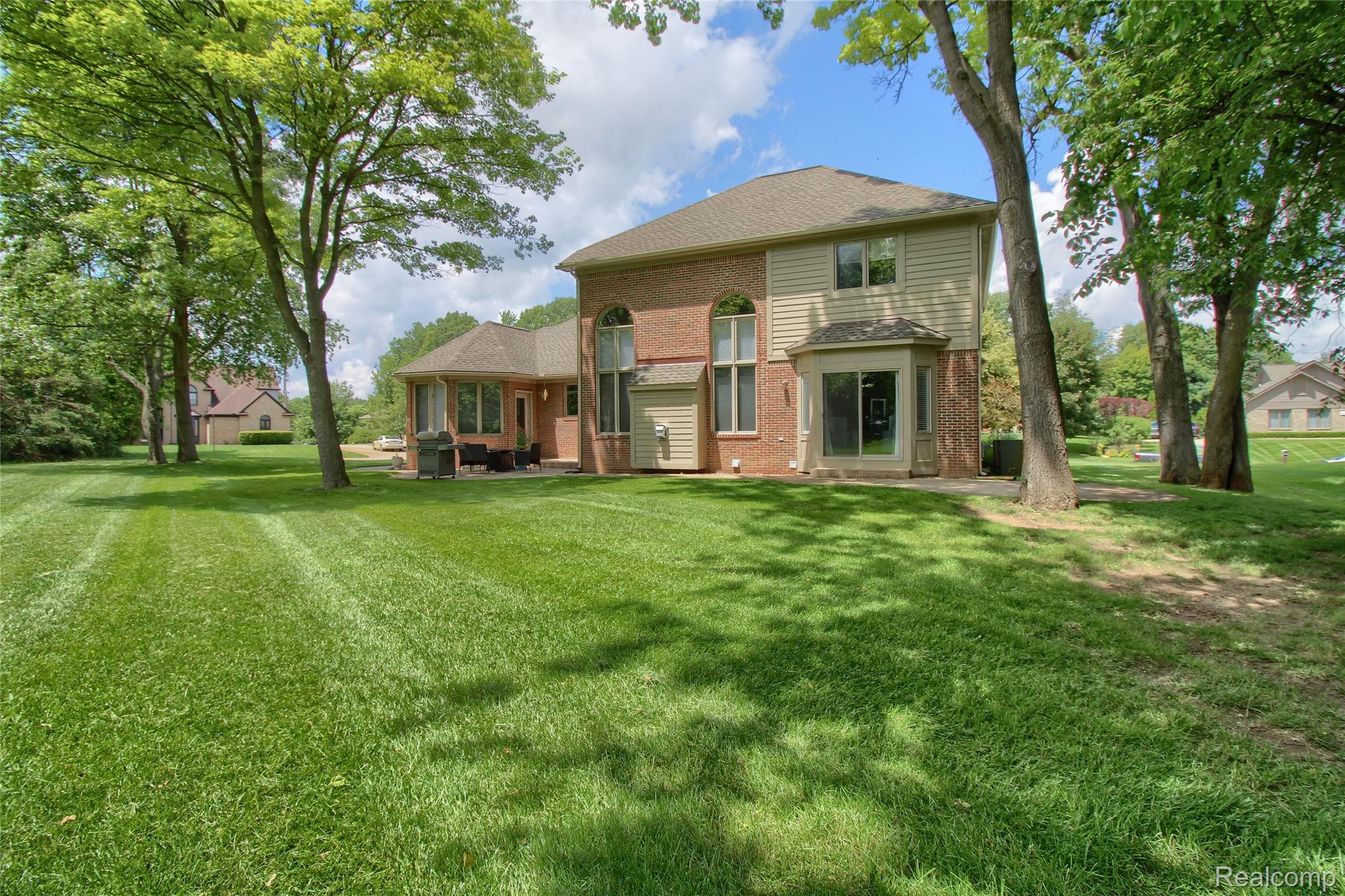 151 Wendover Court Property Photo 41