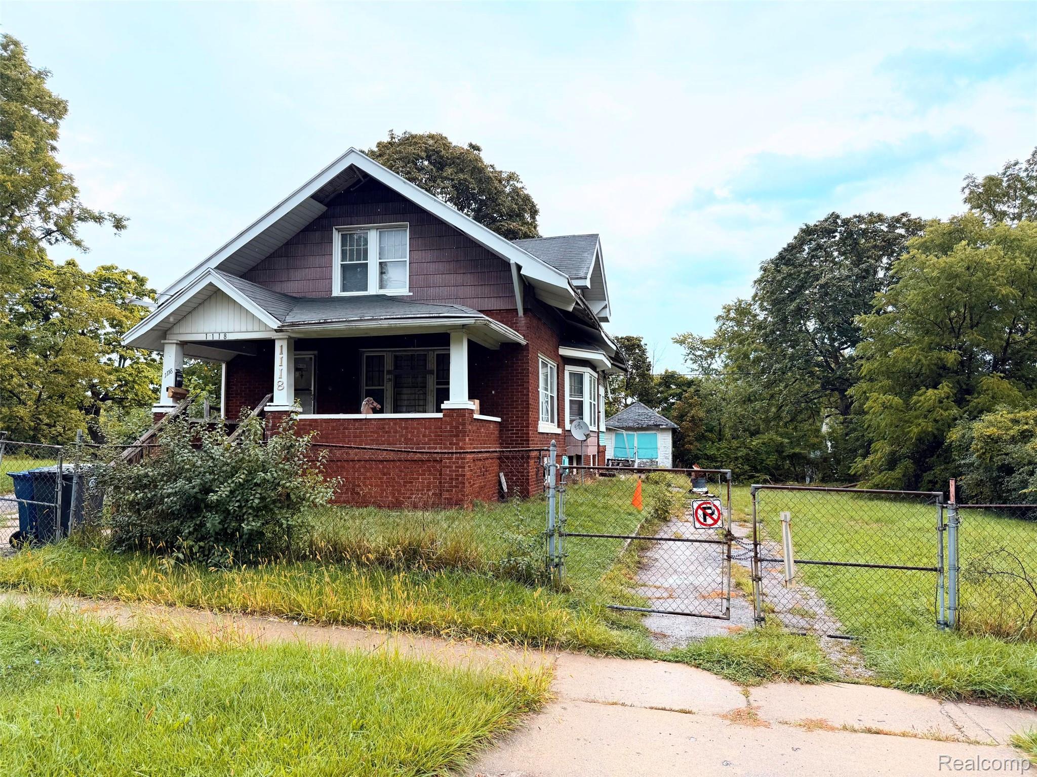 1118 Garland Street Property Photo 1