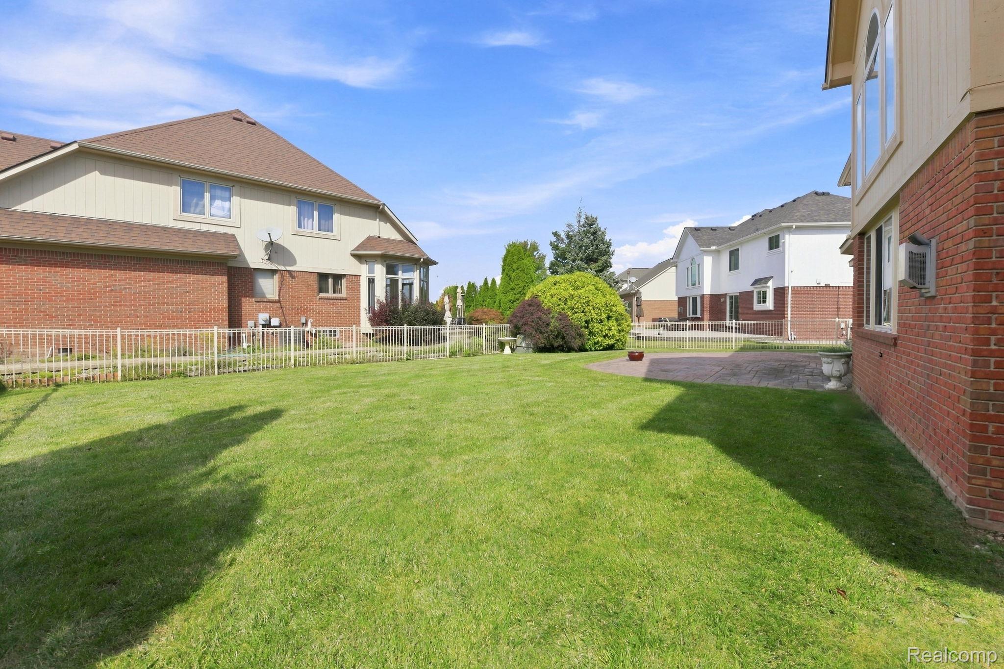 18779 Sandhurst Drive Property Photo 47