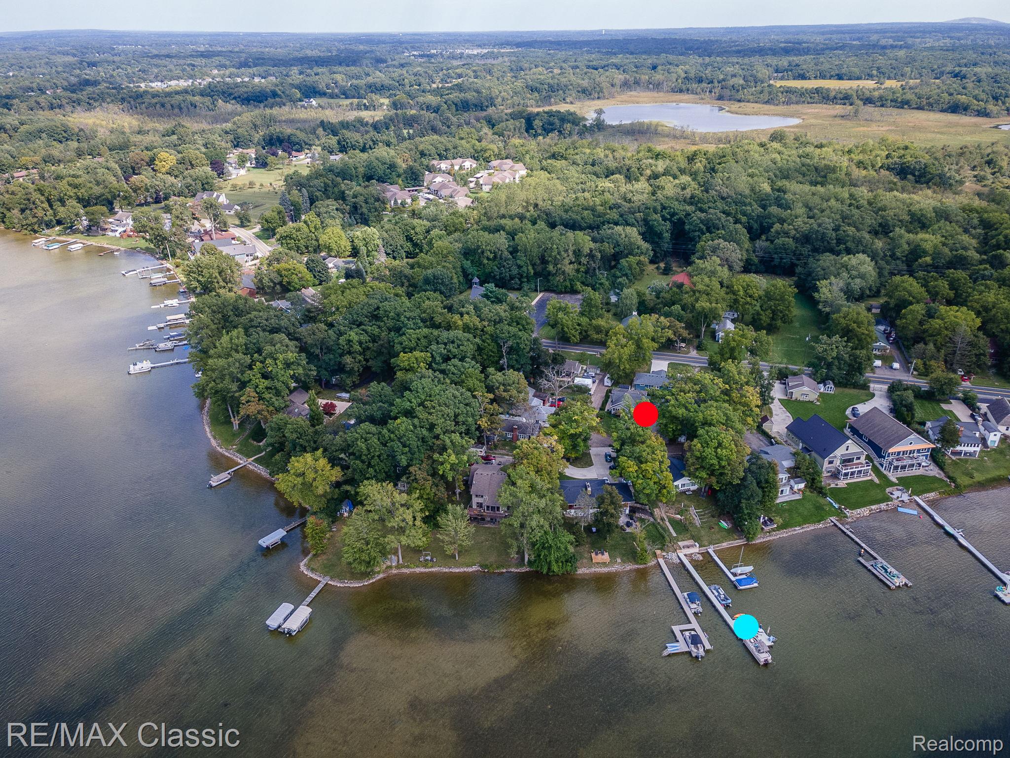 619 E Shore Drive Property Photo 1