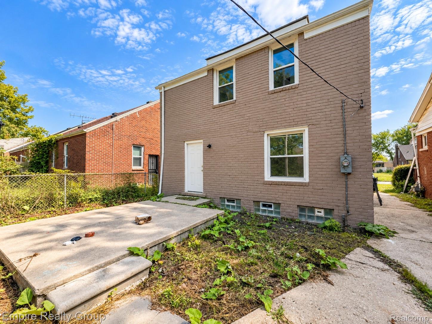 14481 Maddelein Street Property Photo 4
