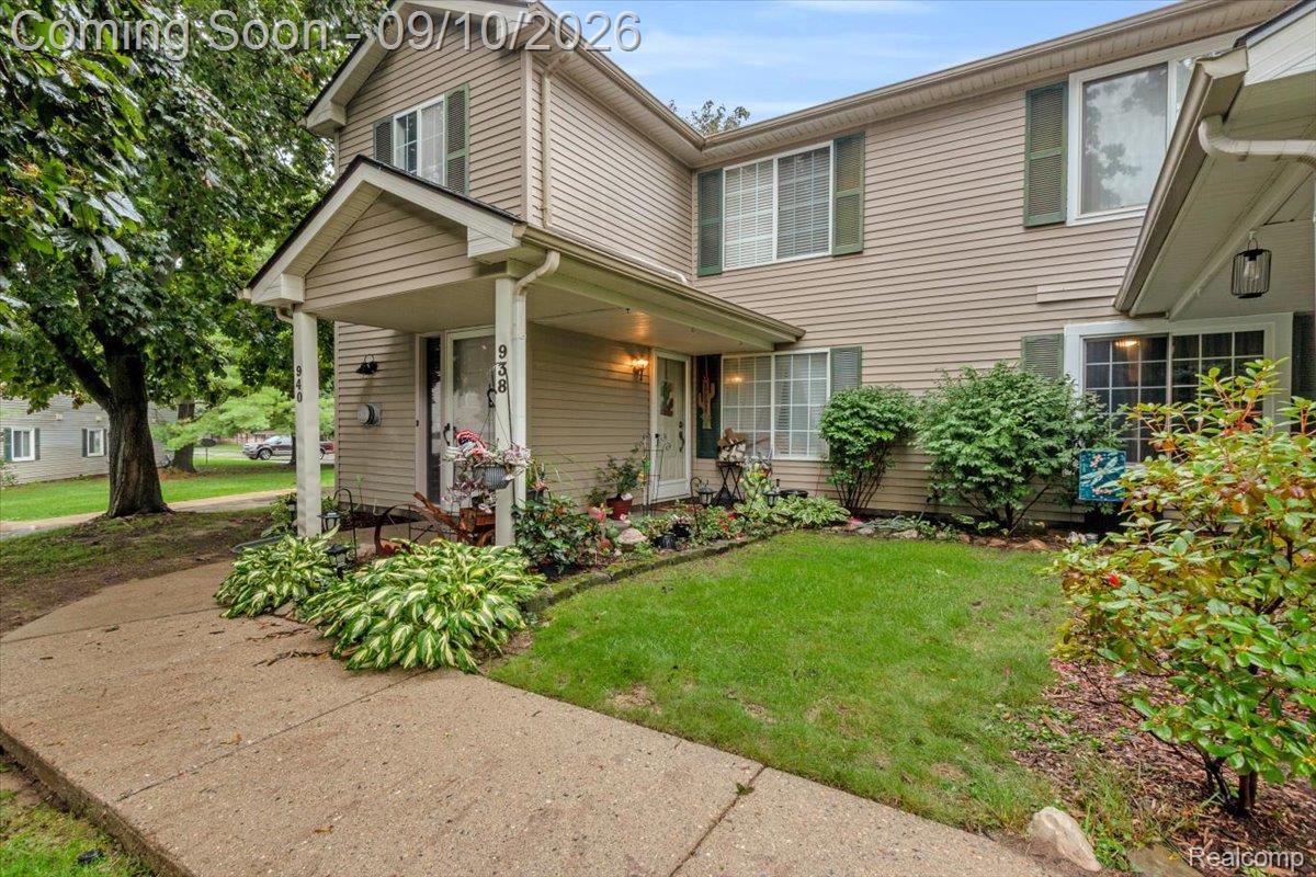 938 Saybrook Drive 10 Property Photo 1