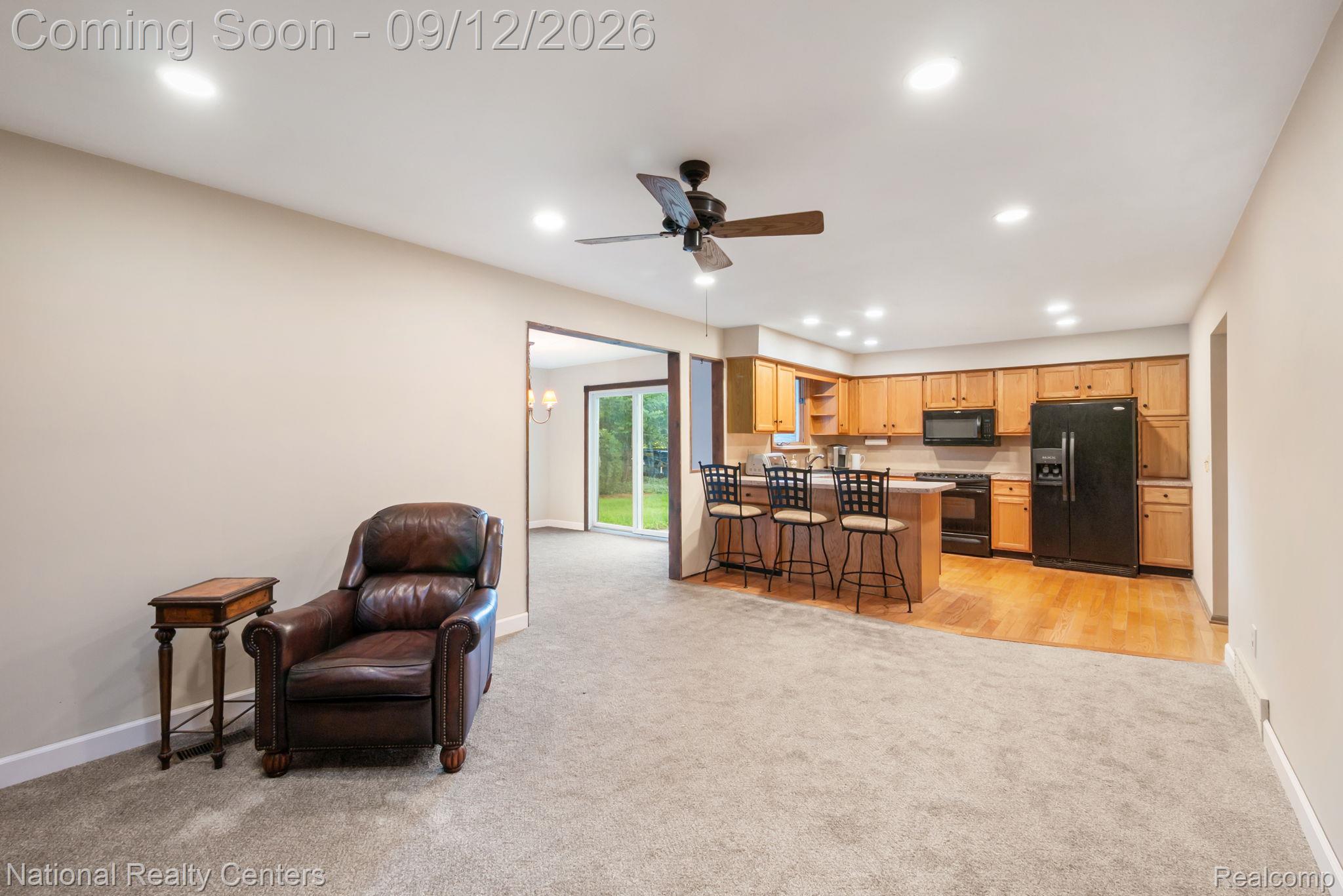 2074 Pear Tree Lane Property Photo 8