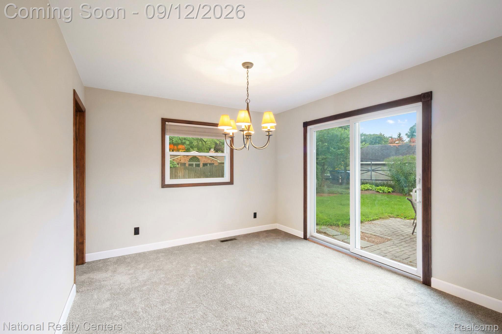 2074 Pear Tree Lane Property Photo 9