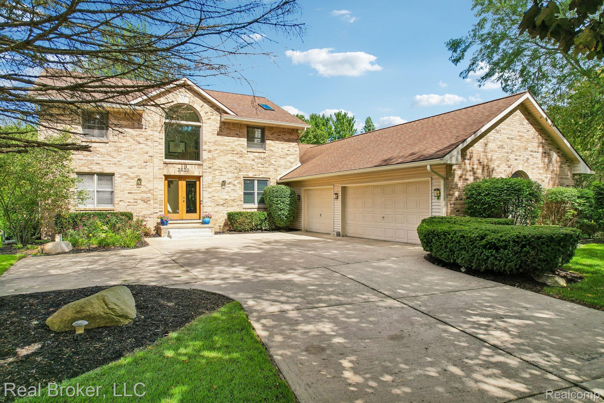3630 Car Drive Property Photo 1