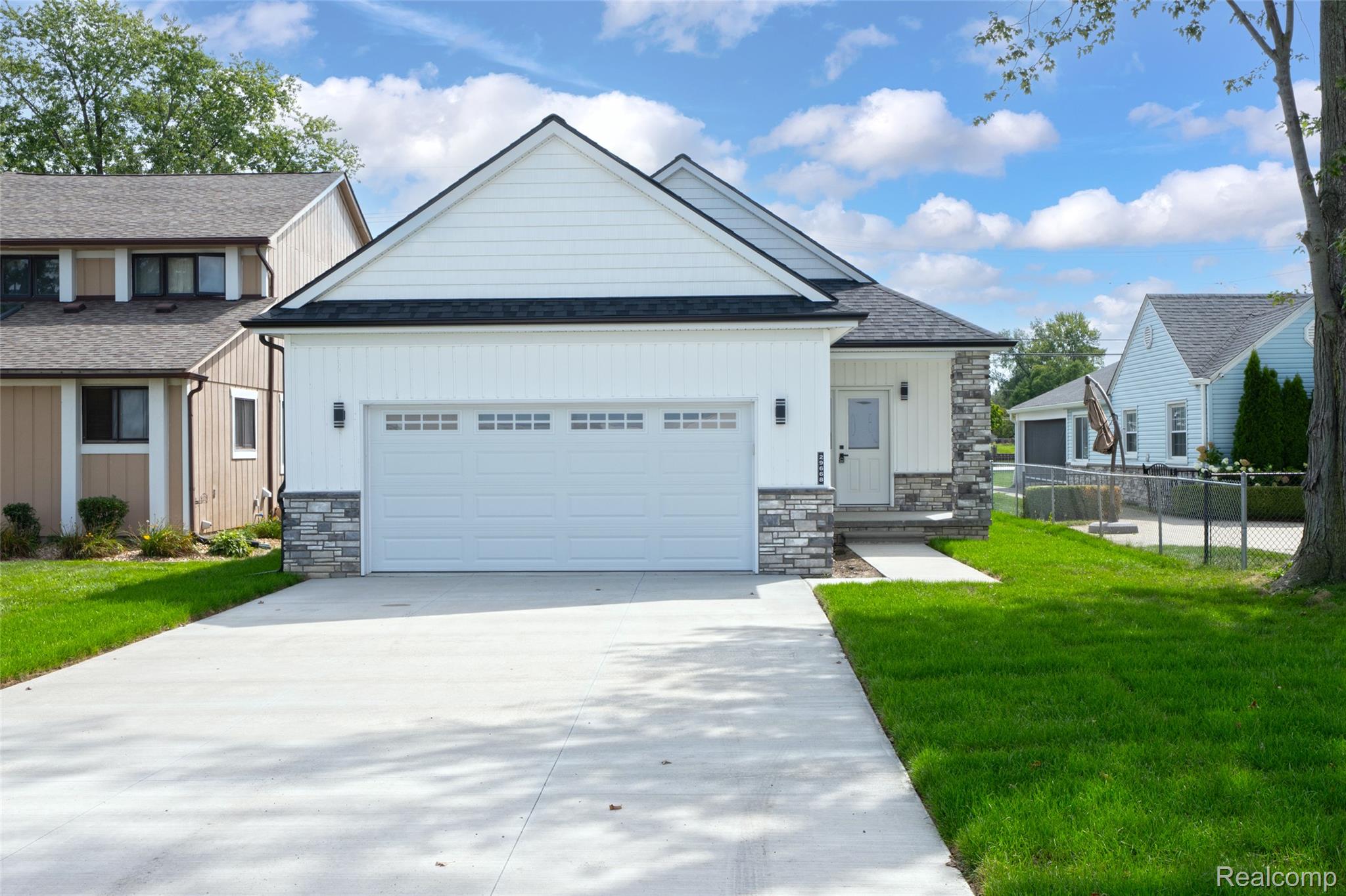29668 Old North River Road Property Photo 1