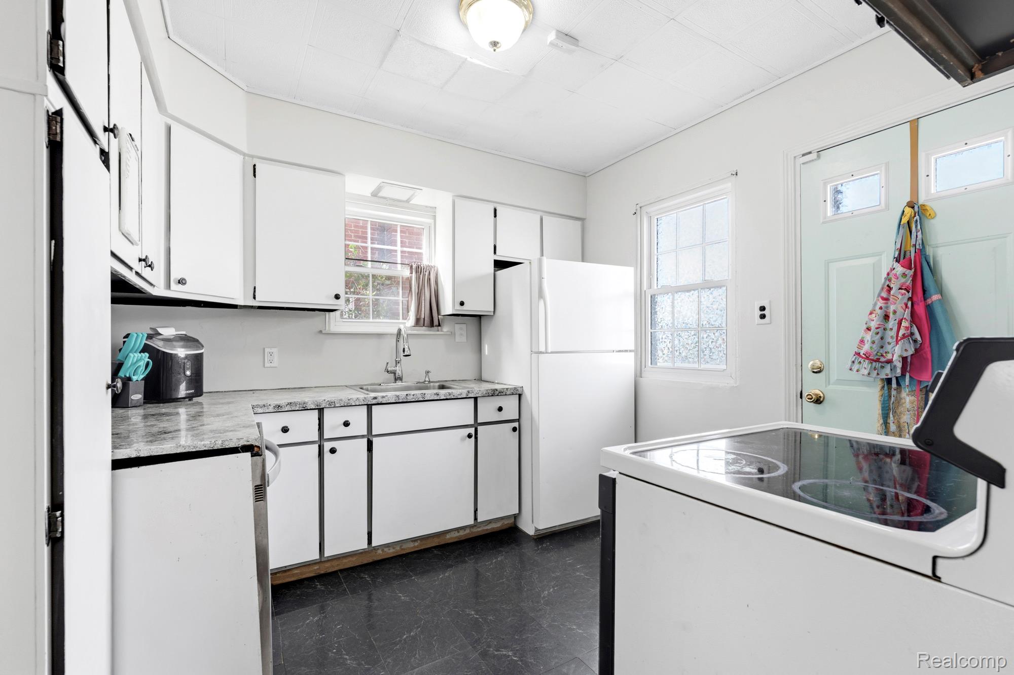 1412 23rd Street Property Photo 8