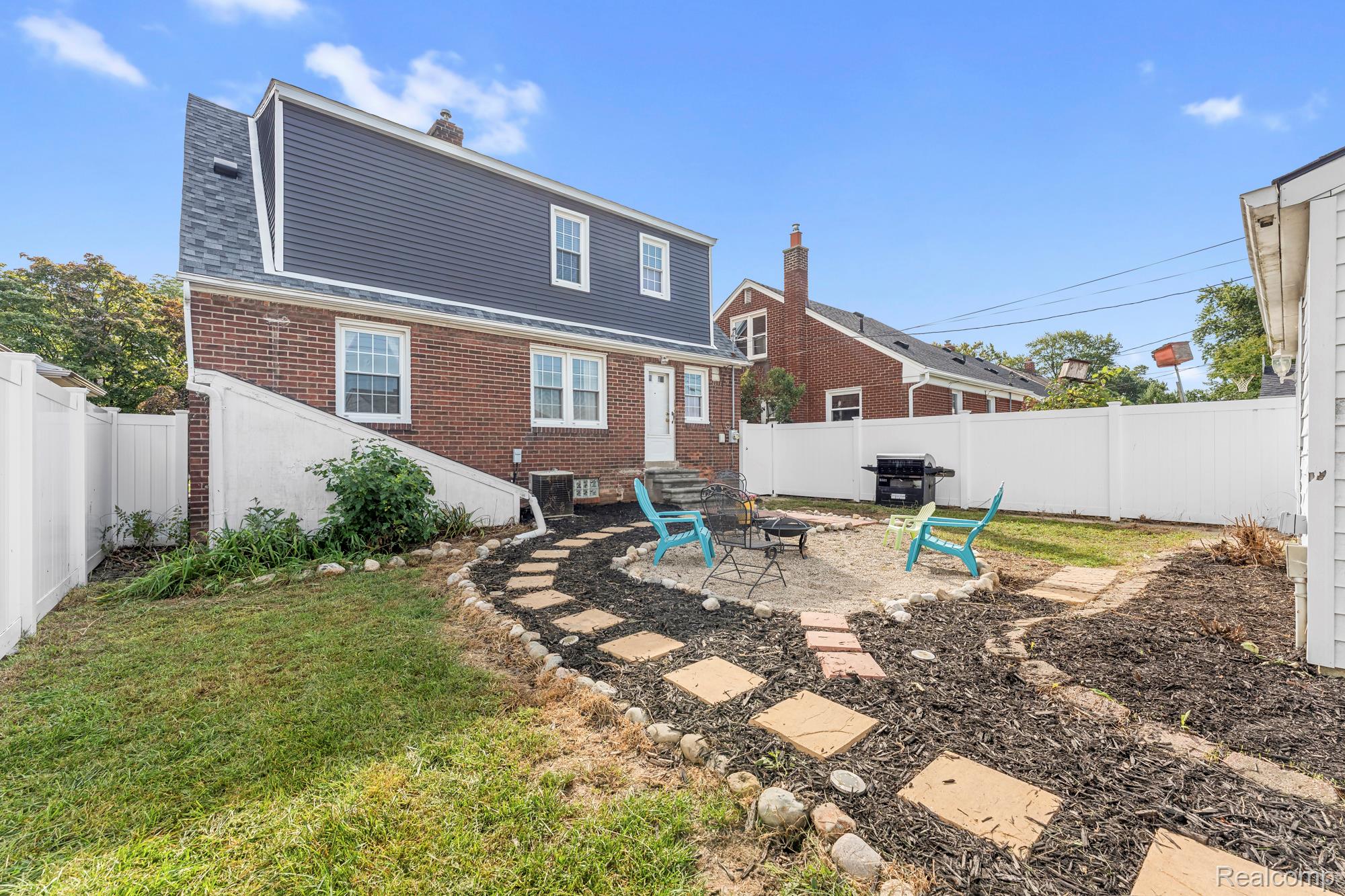 1412 23rd Street Property Photo 27