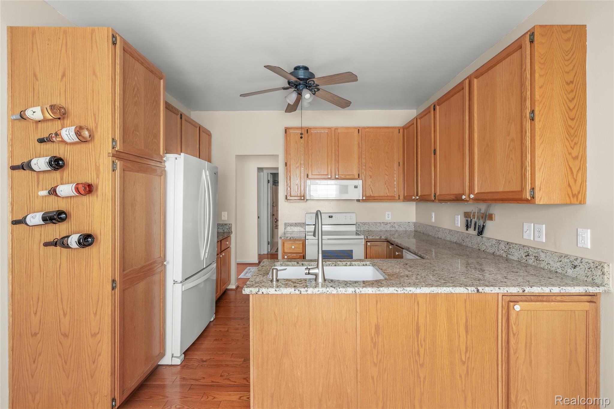 41601 Sleepy Hollow Drive Property Photo 17