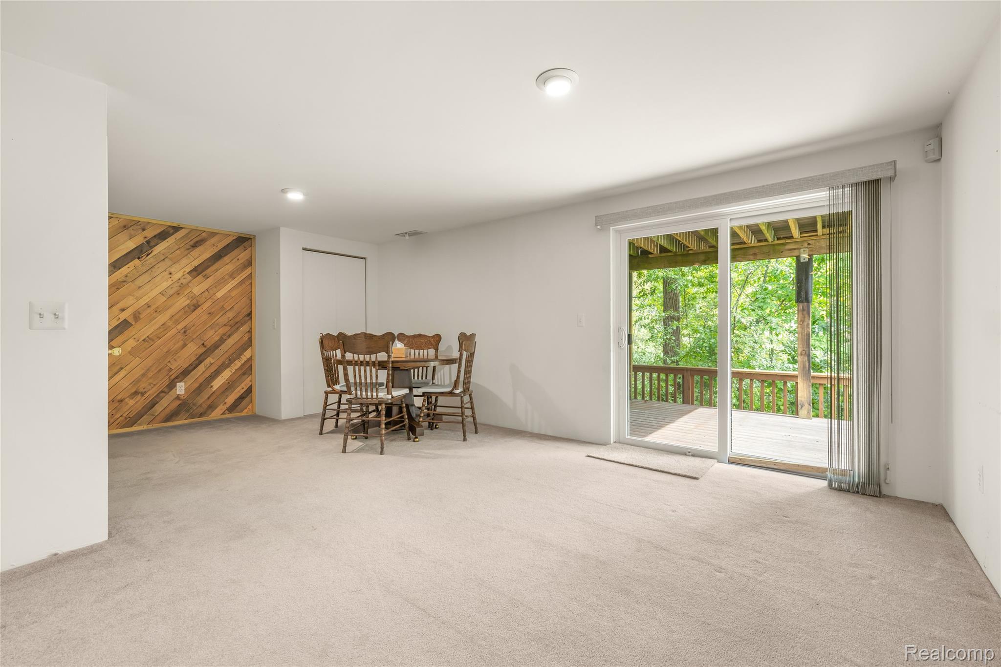 41601 Sleepy Hollow Drive Property Photo 37