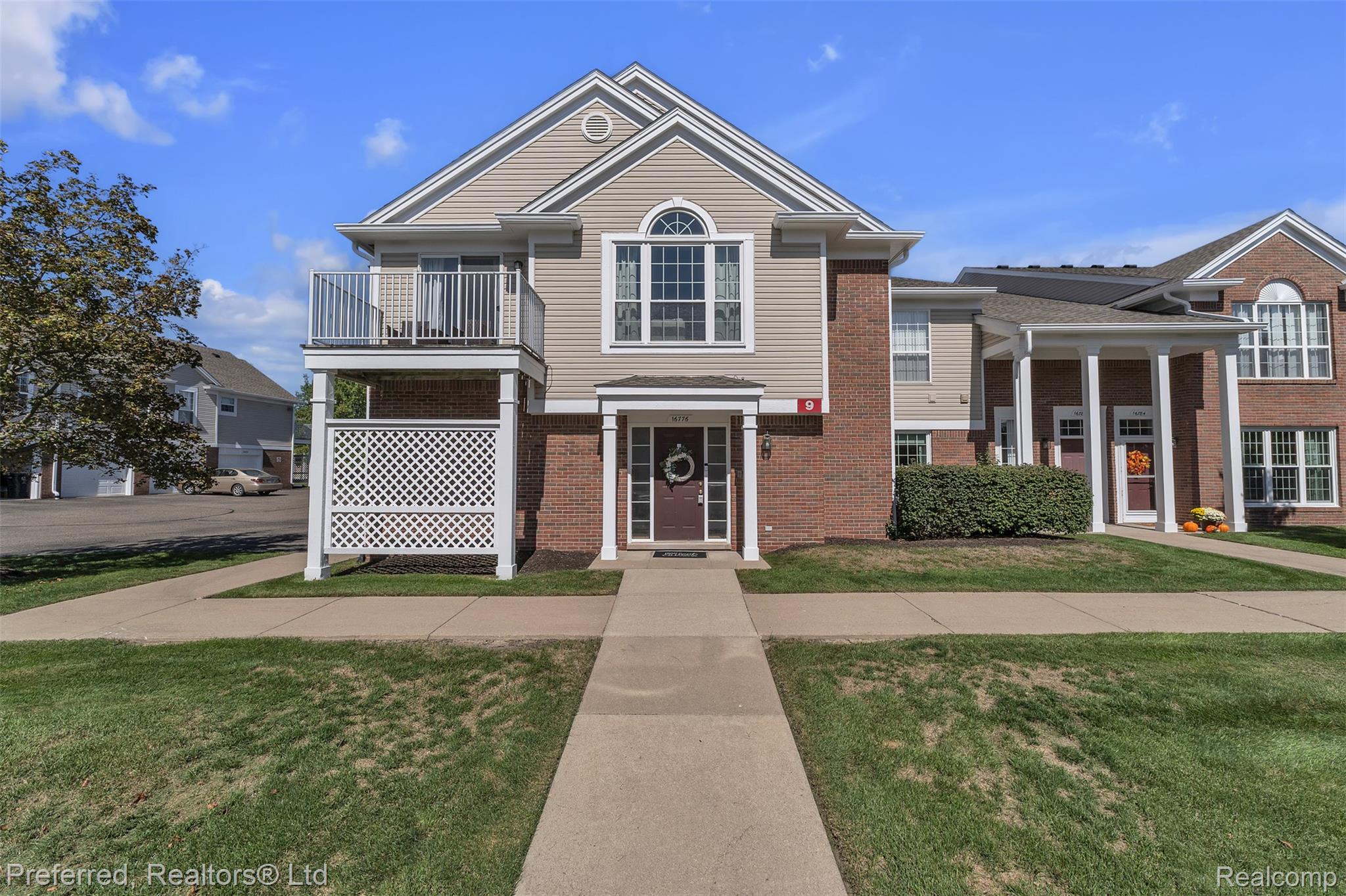 16776 Dover Drive Property Photo 2