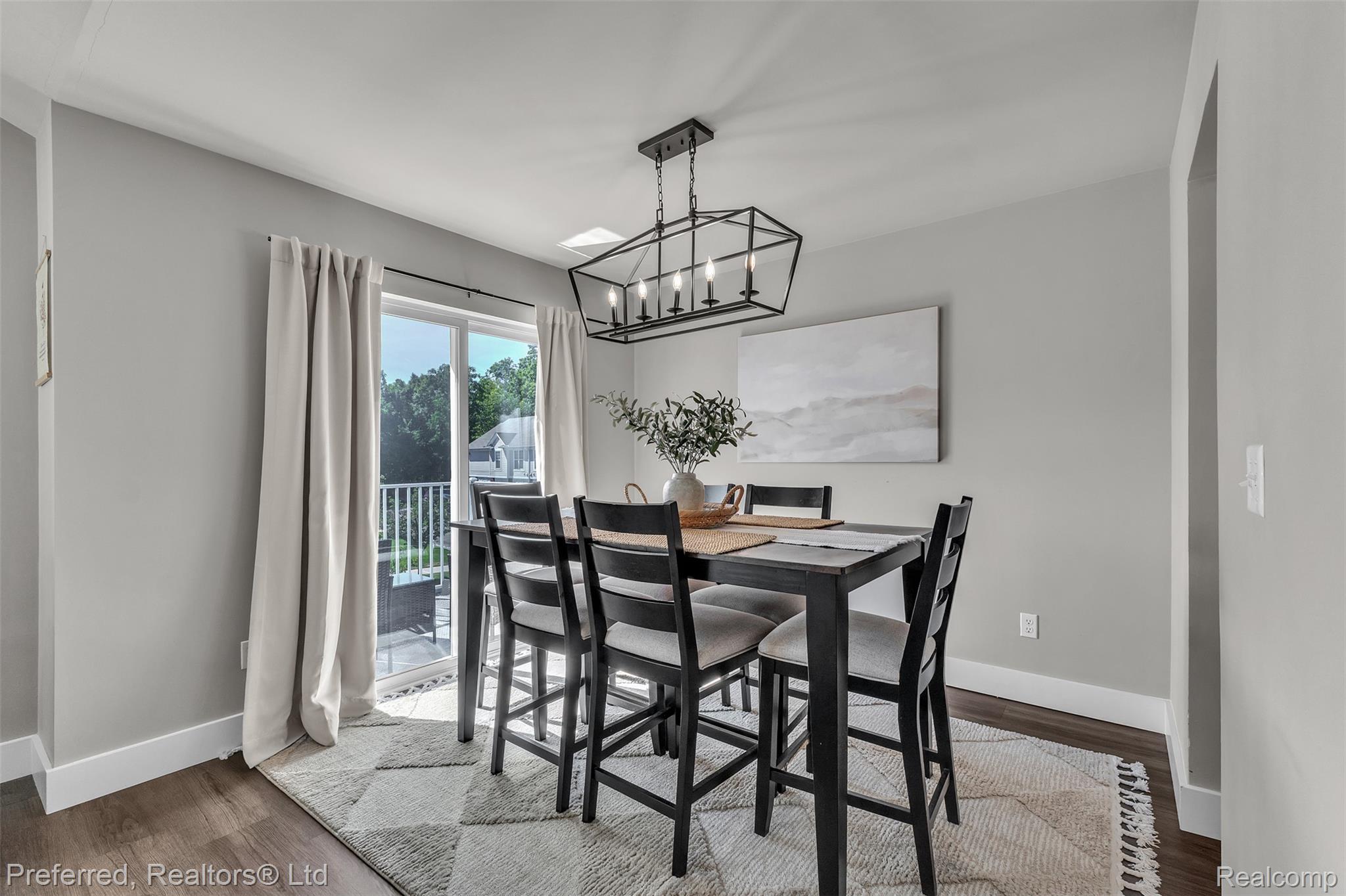 16776 Dover Drive Property Photo 16
