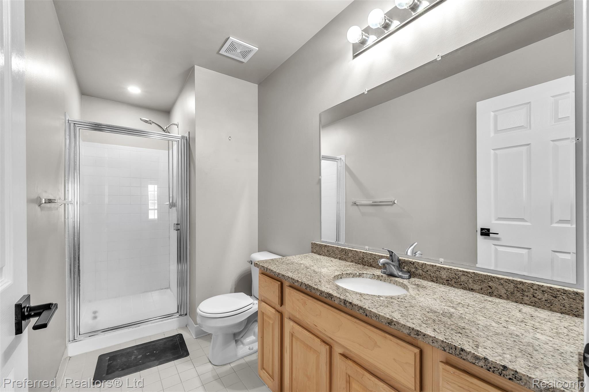 16776 Dover Drive Property Photo 37
