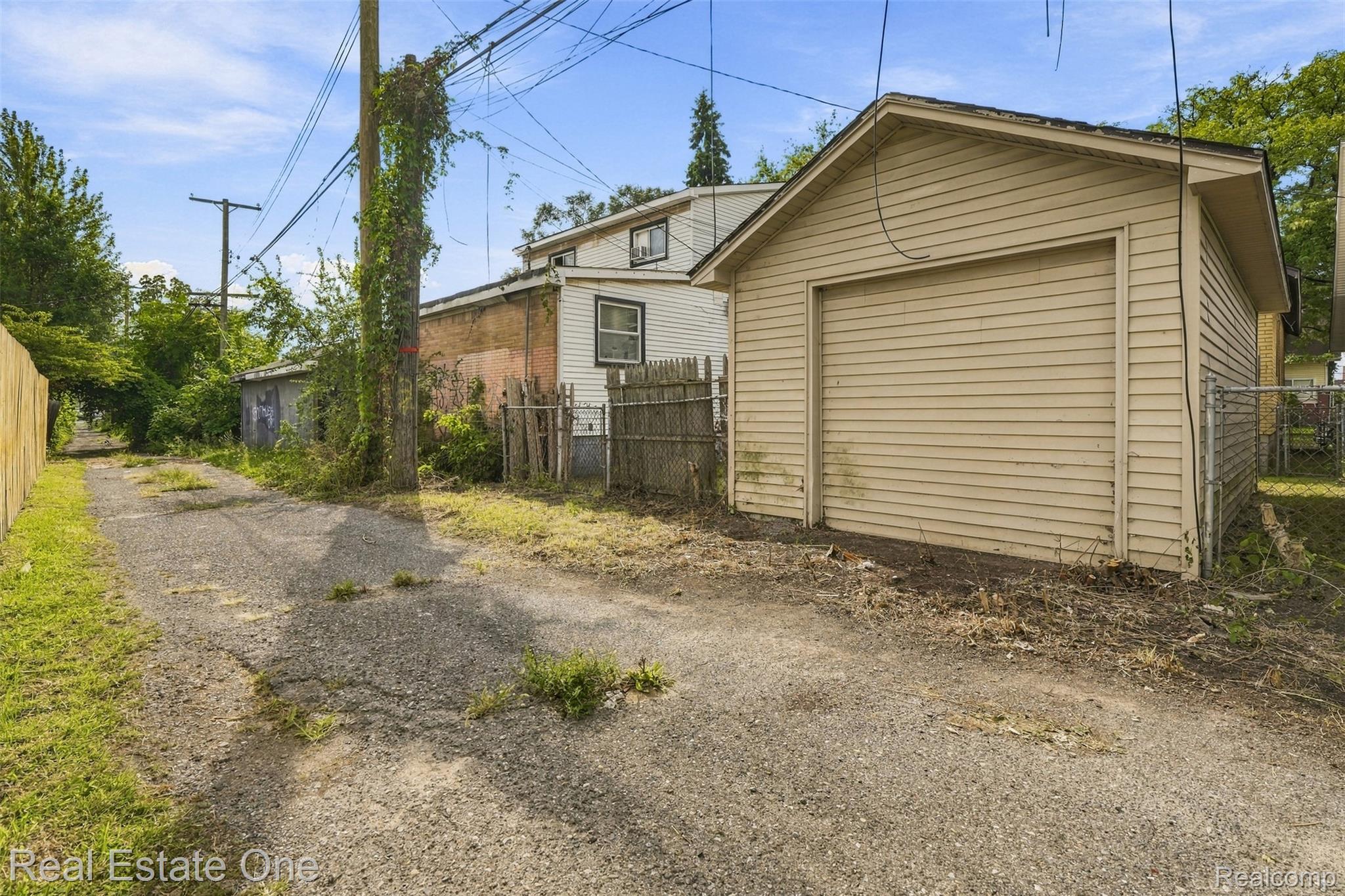 36 W Broadway Street Property Photo 26