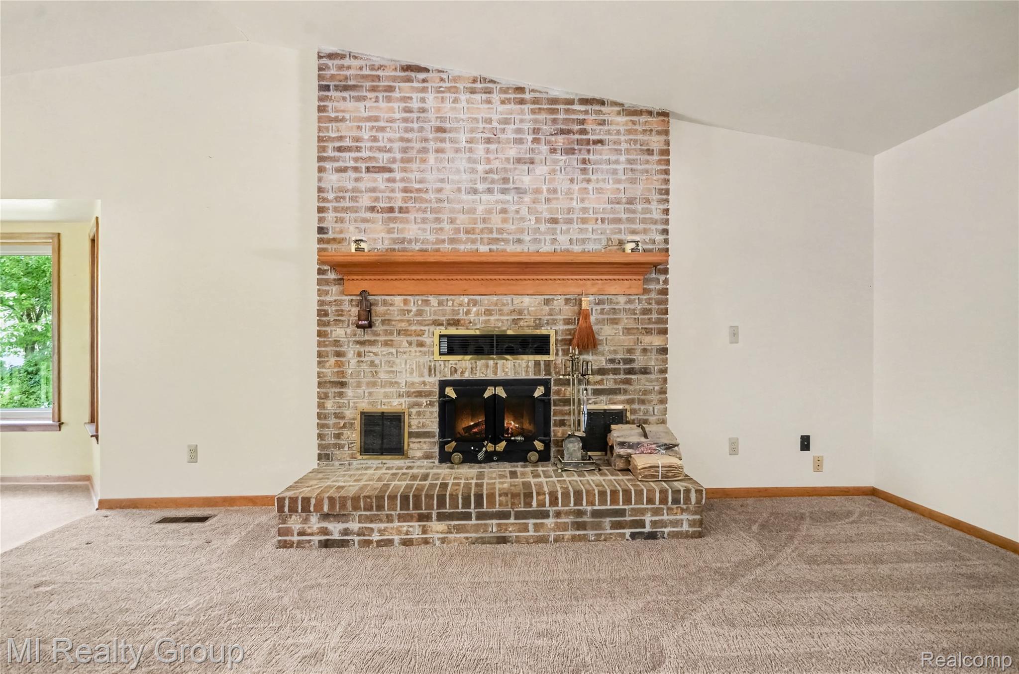 11471 31 Mile Road Property Photo 13