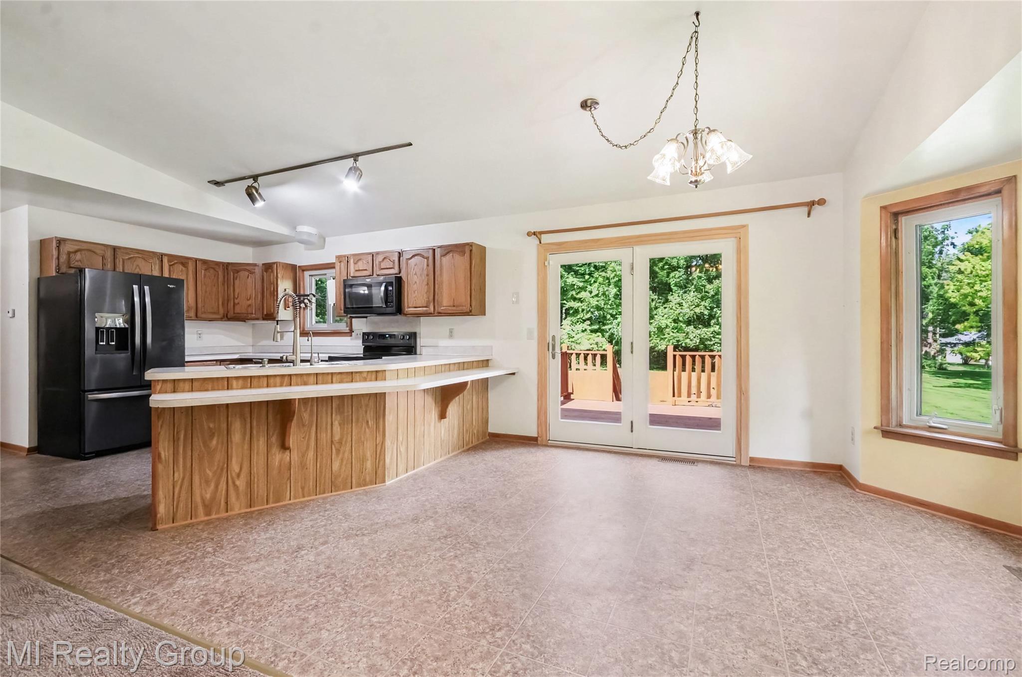 11471 31 Mile Road Property Photo 17
