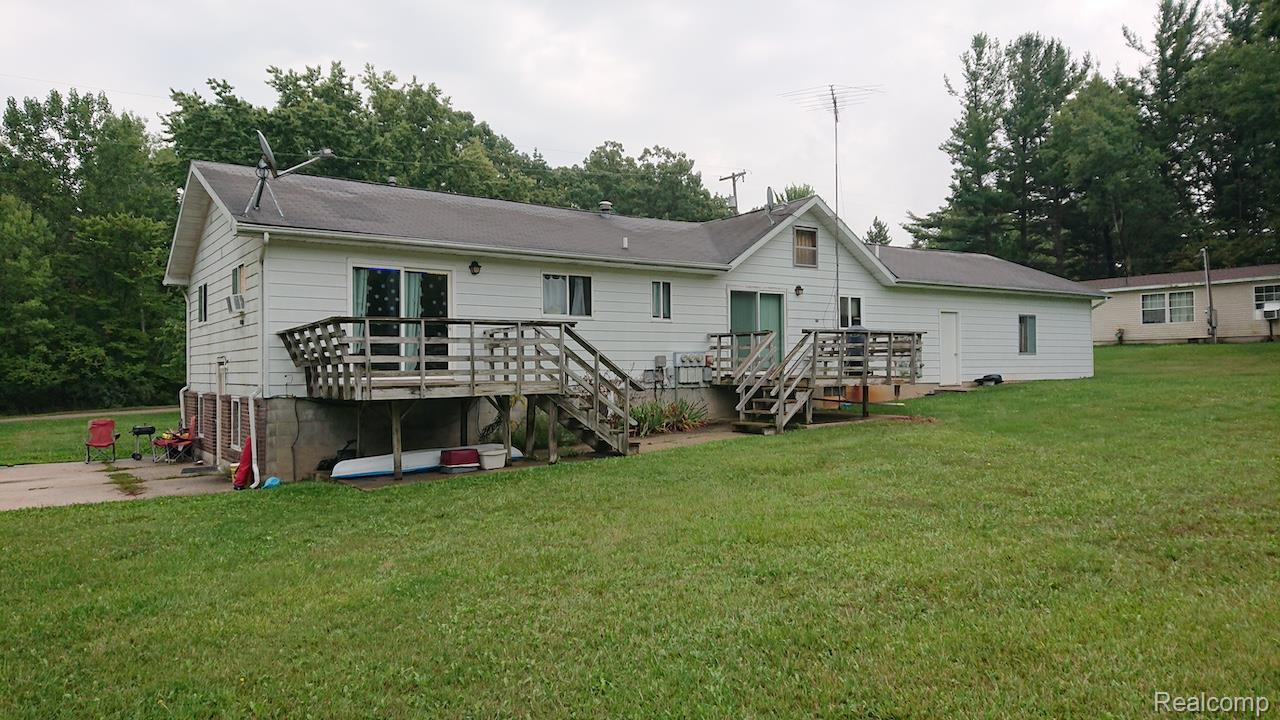 835 N Littlefield Road Property Photo 1