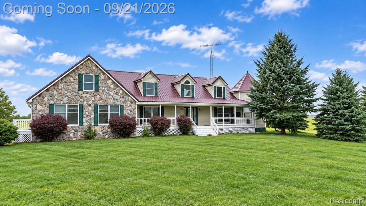2609 Maple Grove Road Property Photo 1