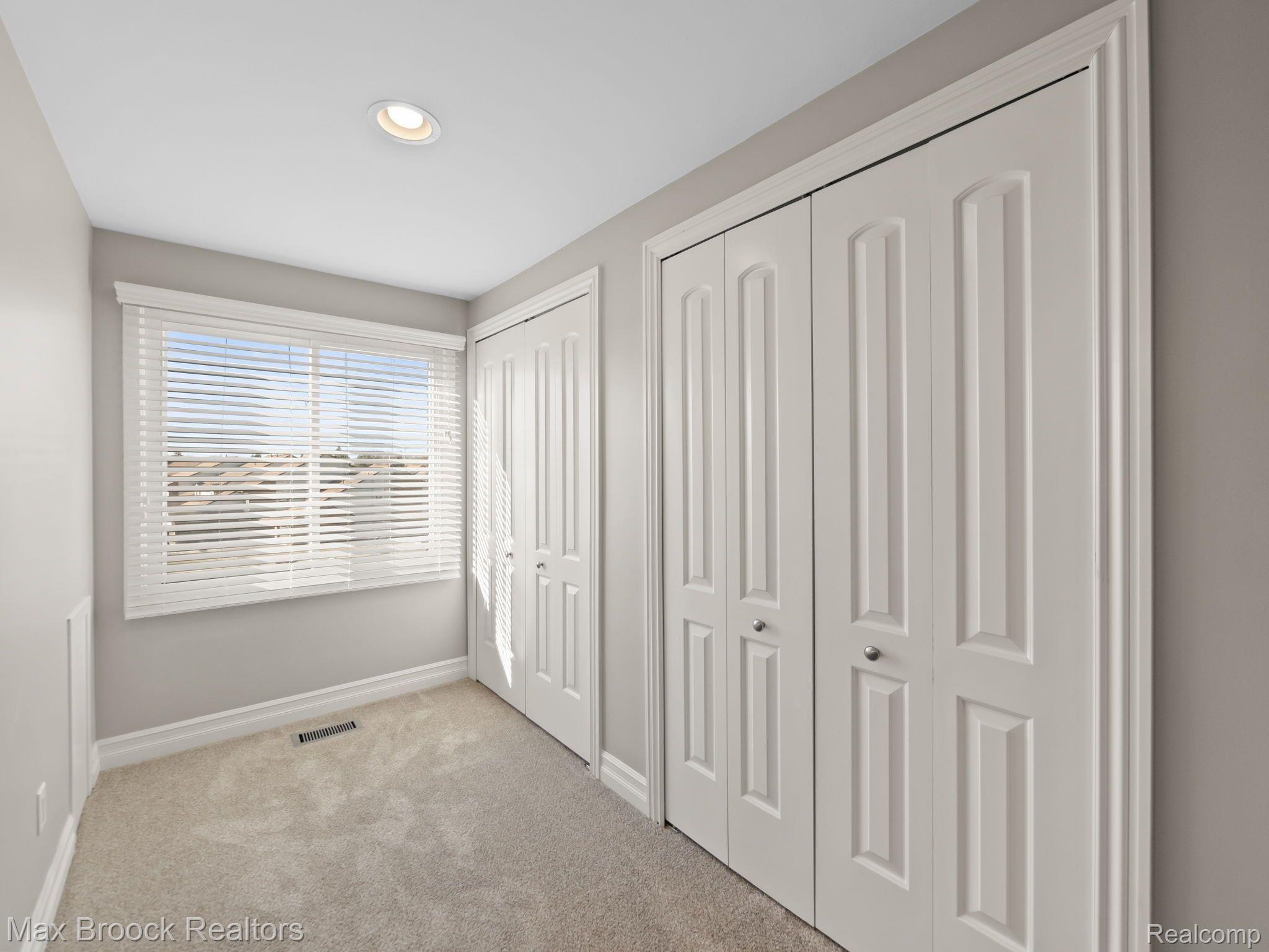 6608 Maple Lakes Drive Property Photo 39
