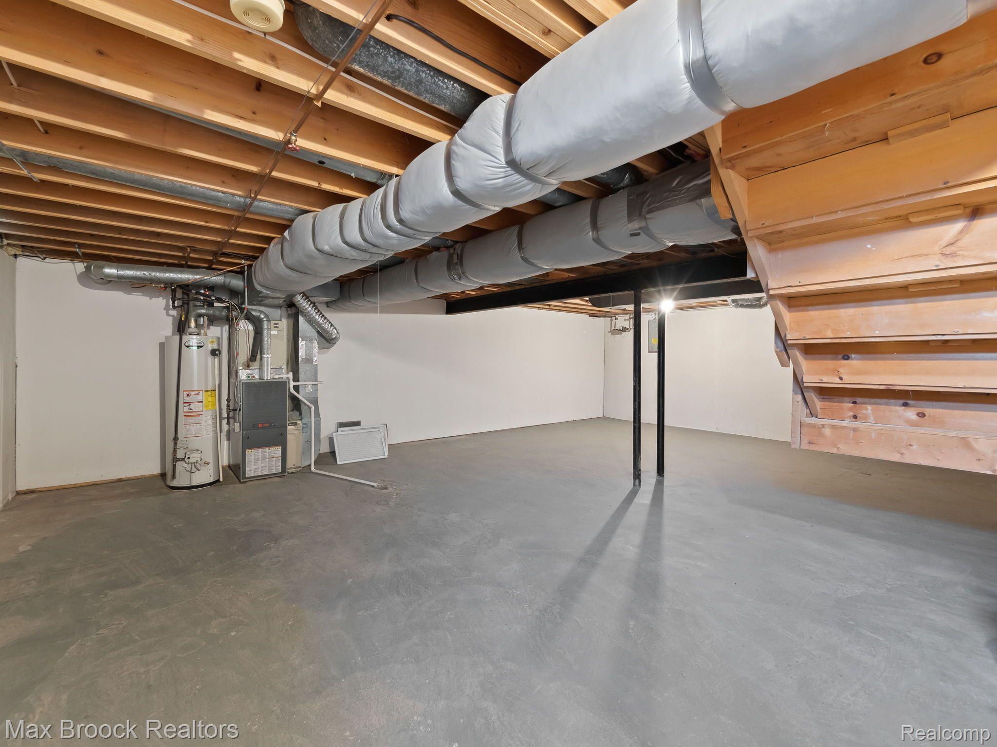 6608 Maple Lakes Drive Property Photo 43