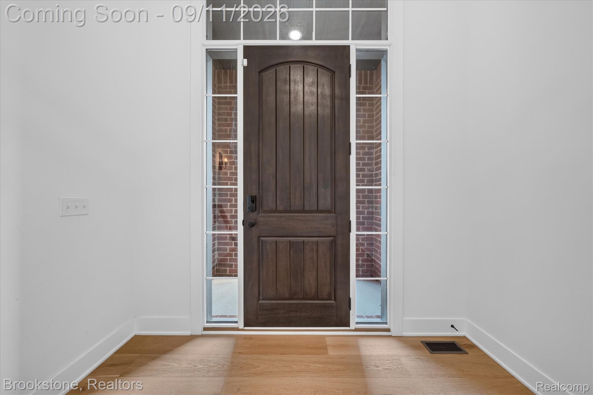 12891 Preston Pointe Drive Property Photo 8