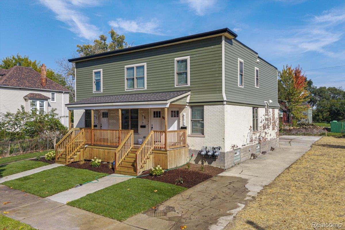 6176 16th Street Property Photo 3