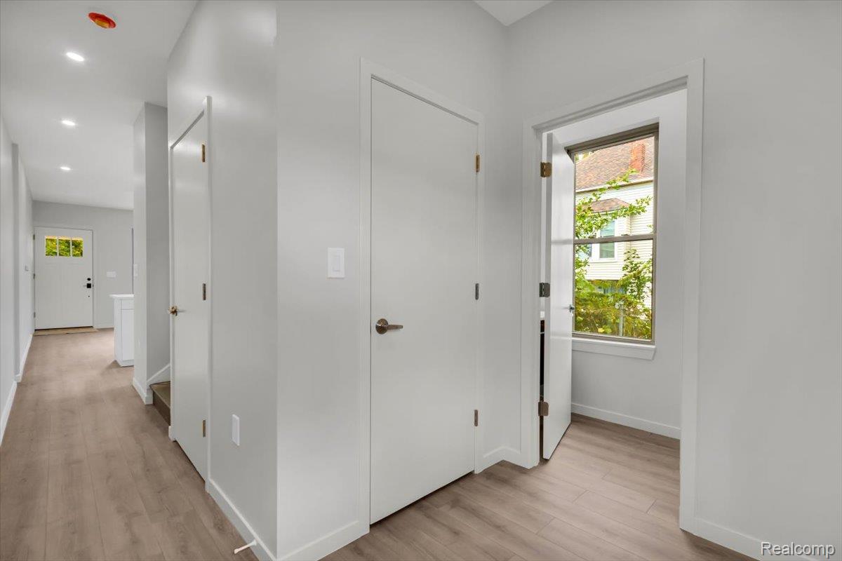 6176 16th Street Property Photo 11