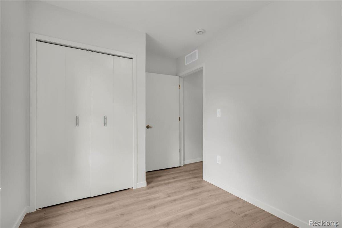 6176 16th Street Property Photo 14