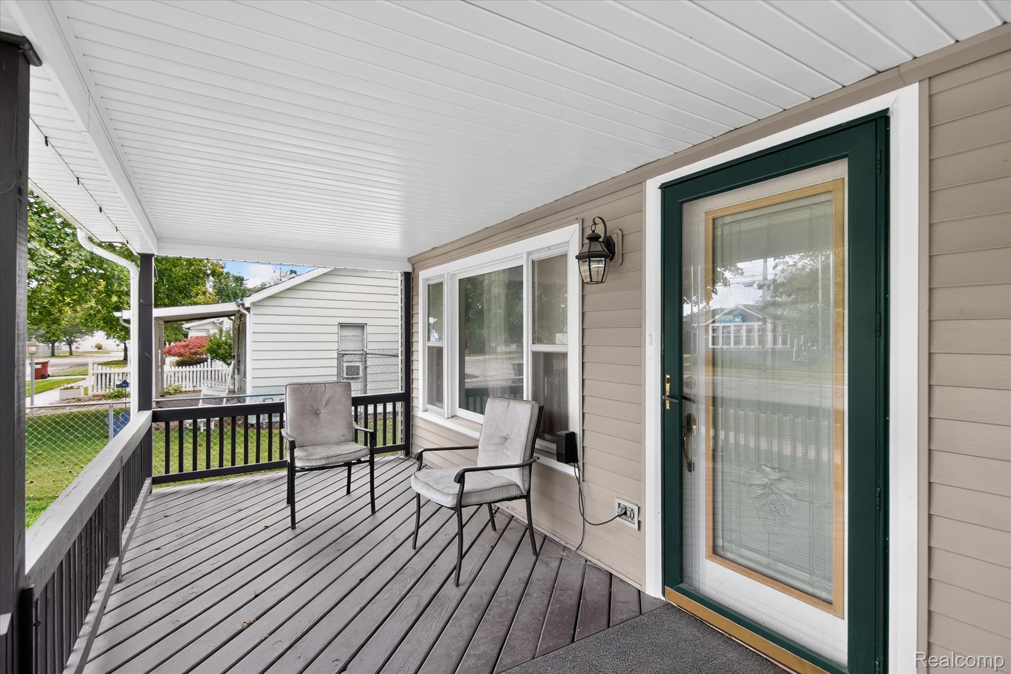 1026 Bristol Street Property Photo 6