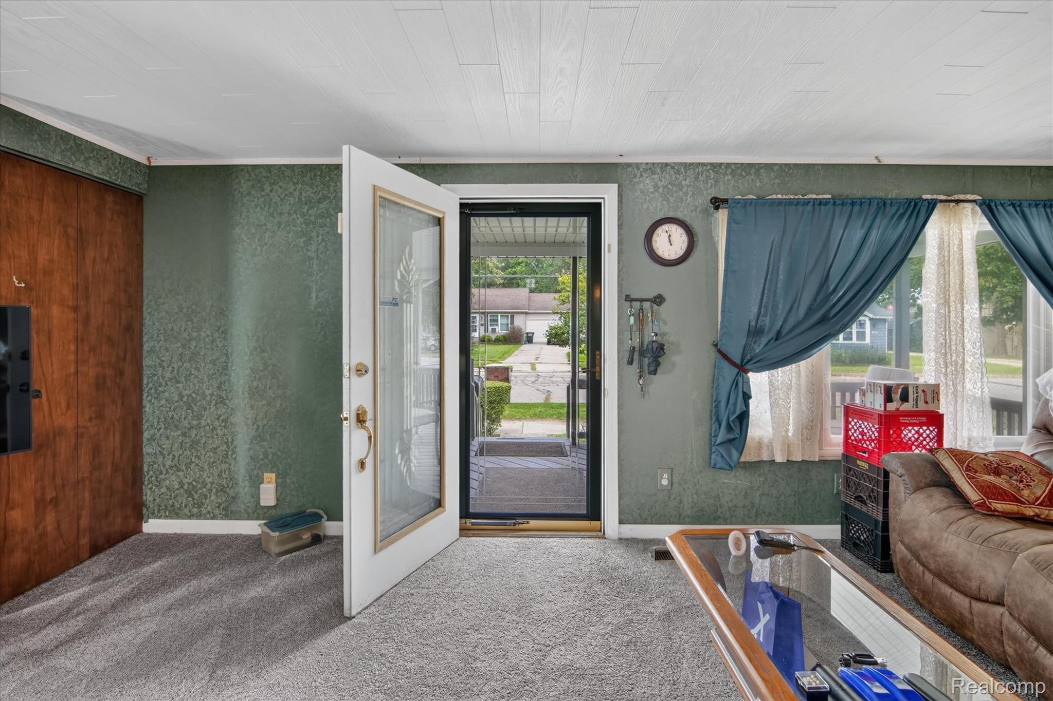 1026 Bristol Street Property Photo 7