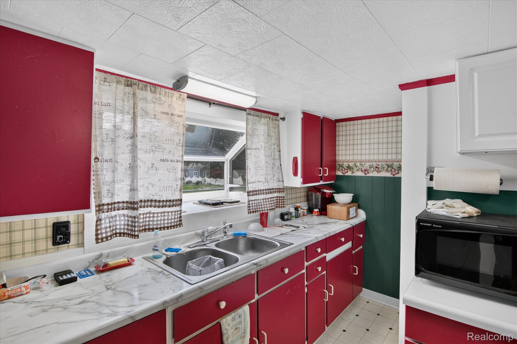 1026 Bristol Street Property Photo 20