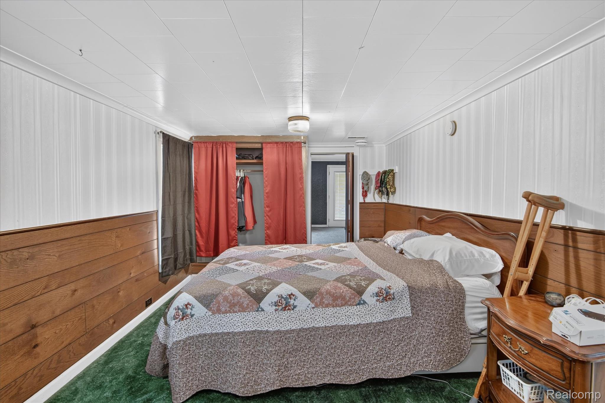 1026 Bristol Street Property Photo 22