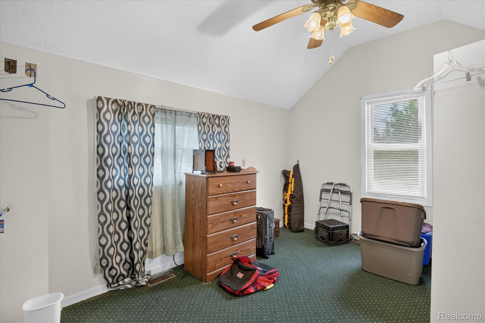 1026 Bristol Street Property Photo 26