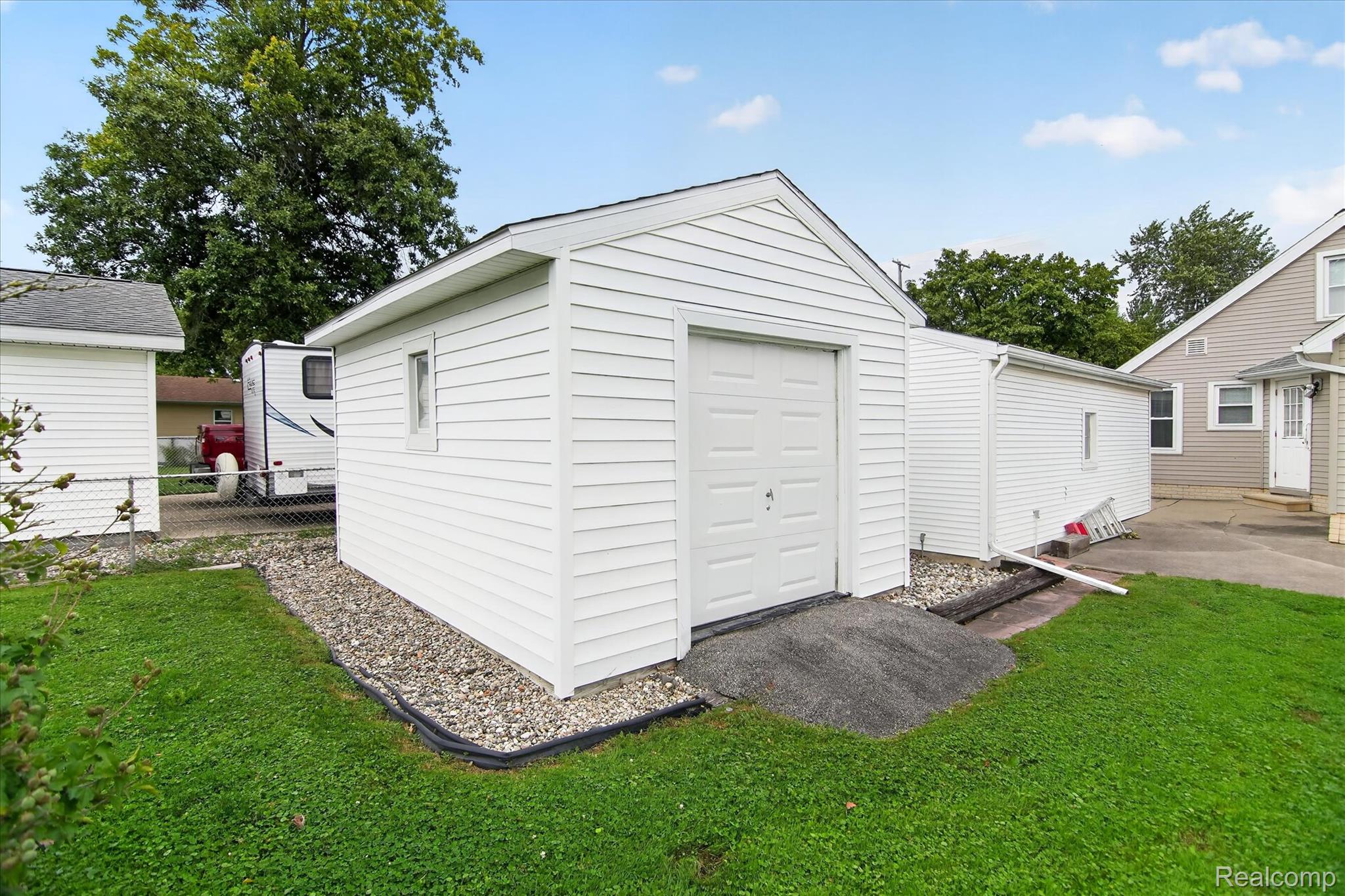 1026 Bristol Street Property Photo 37