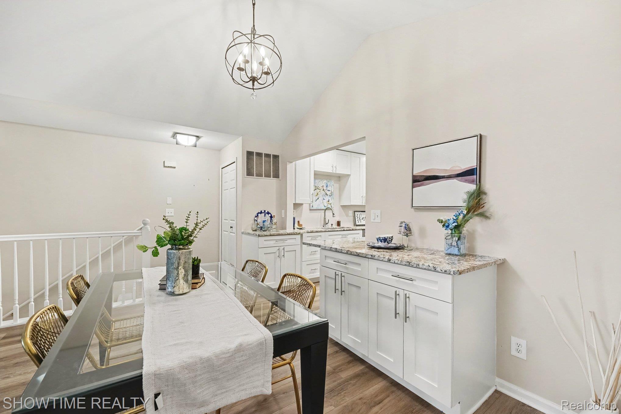 3524 Tremonte Circle Property Photo 7