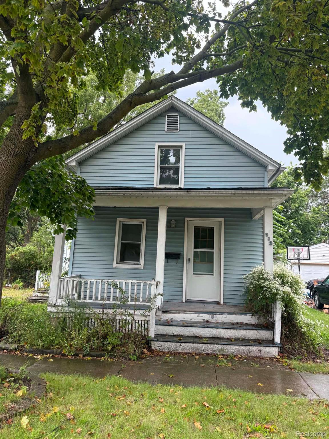 512 W 5th Street Property Photo 1