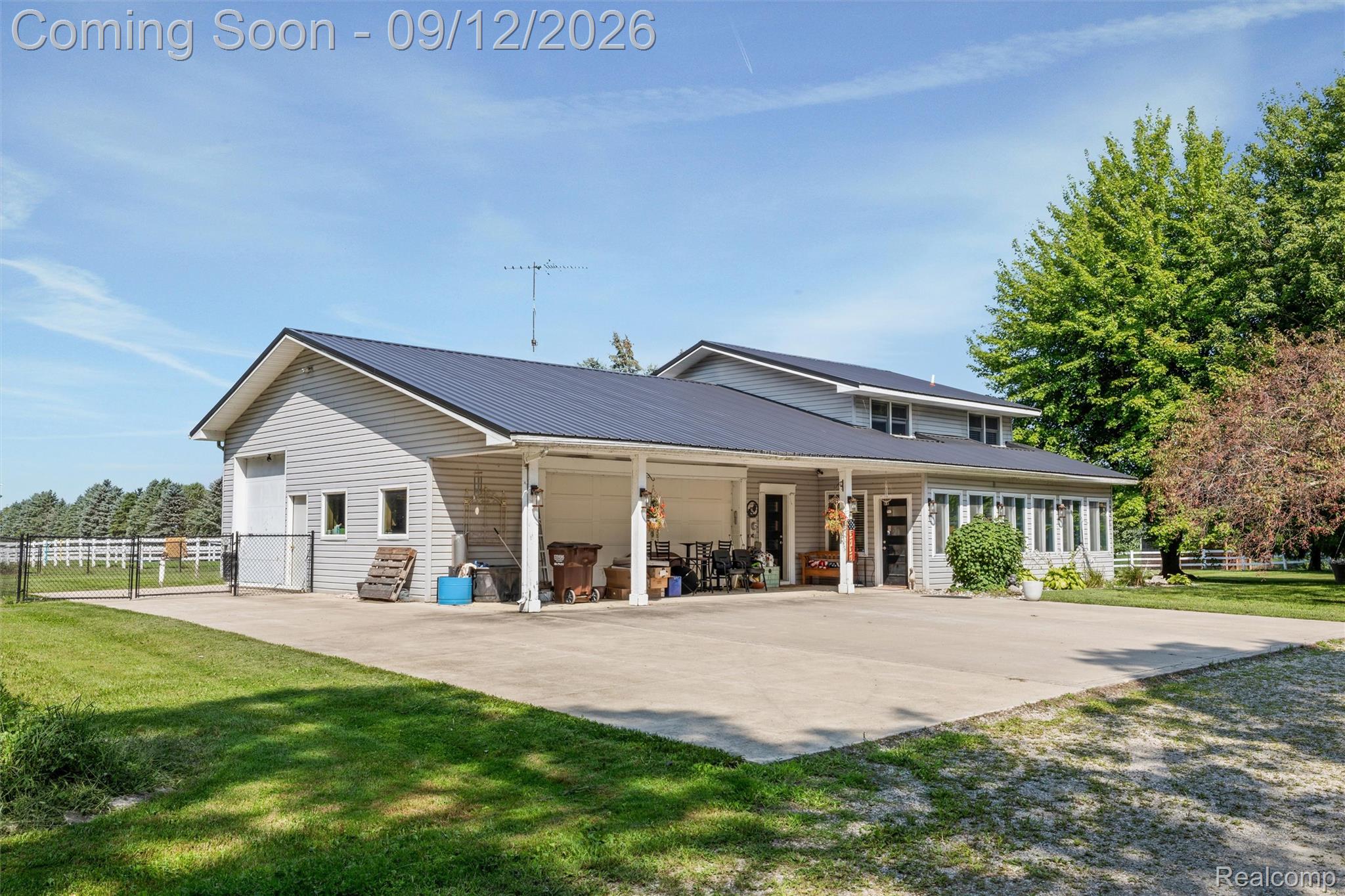 5737 Clinton Macon Road Property Photo 1