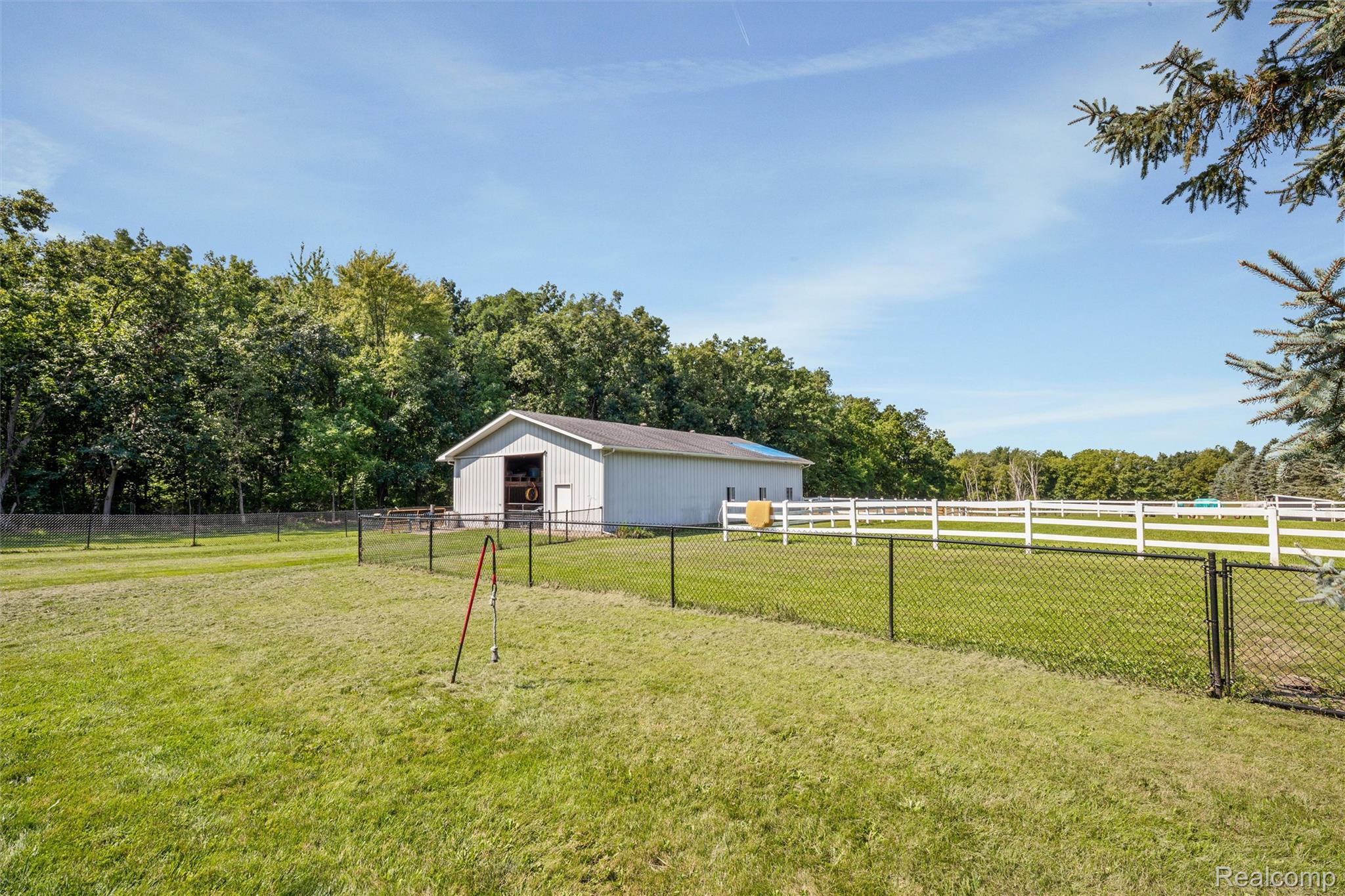 5737 Clinton Macon Road Property Photo 35